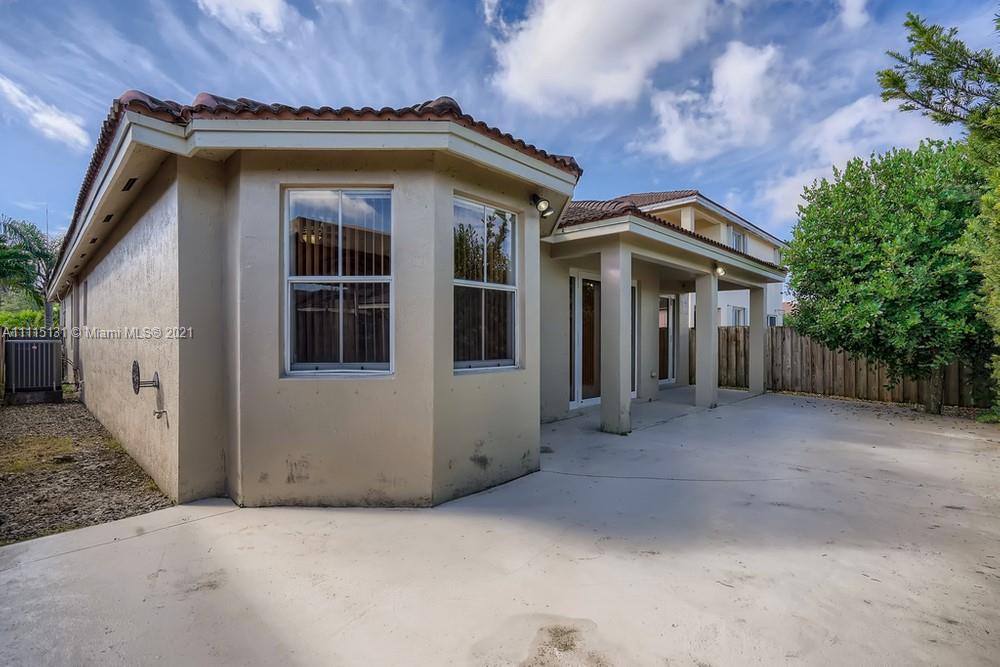GRAND LAKES PHASE III - Residential