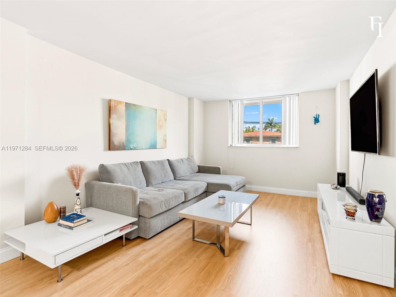HARBOUR POINTE OF MIAMI C - Residential