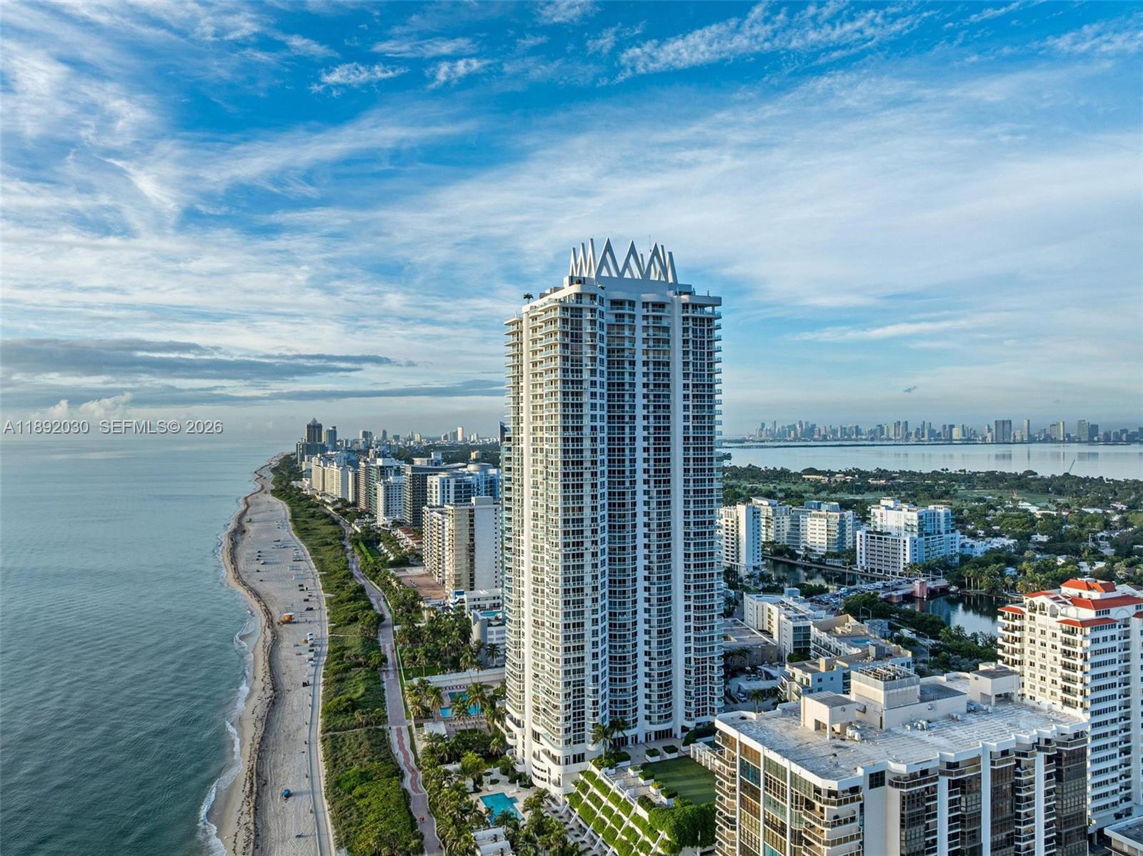 AKOYA CONDO - Residential