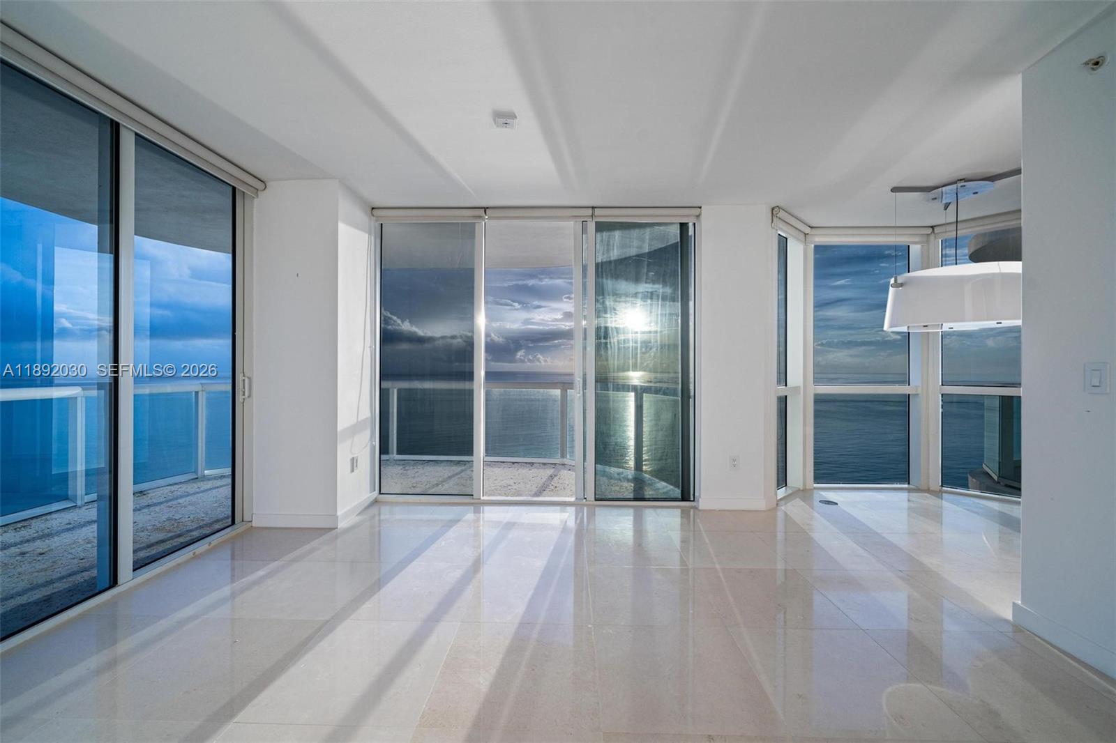 AKOYA CONDO - Residential
