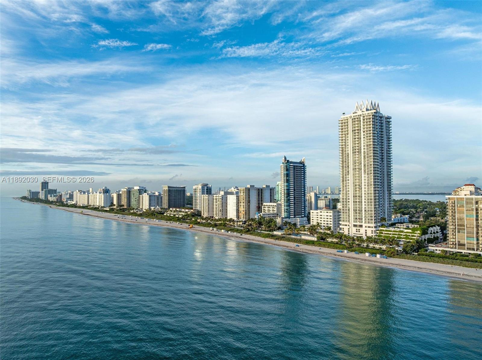 AKOYA CONDO - Residential