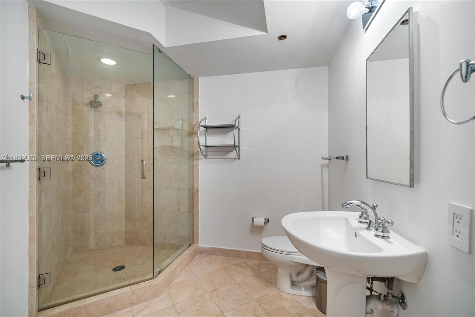 AKOYA CONDO - Residential