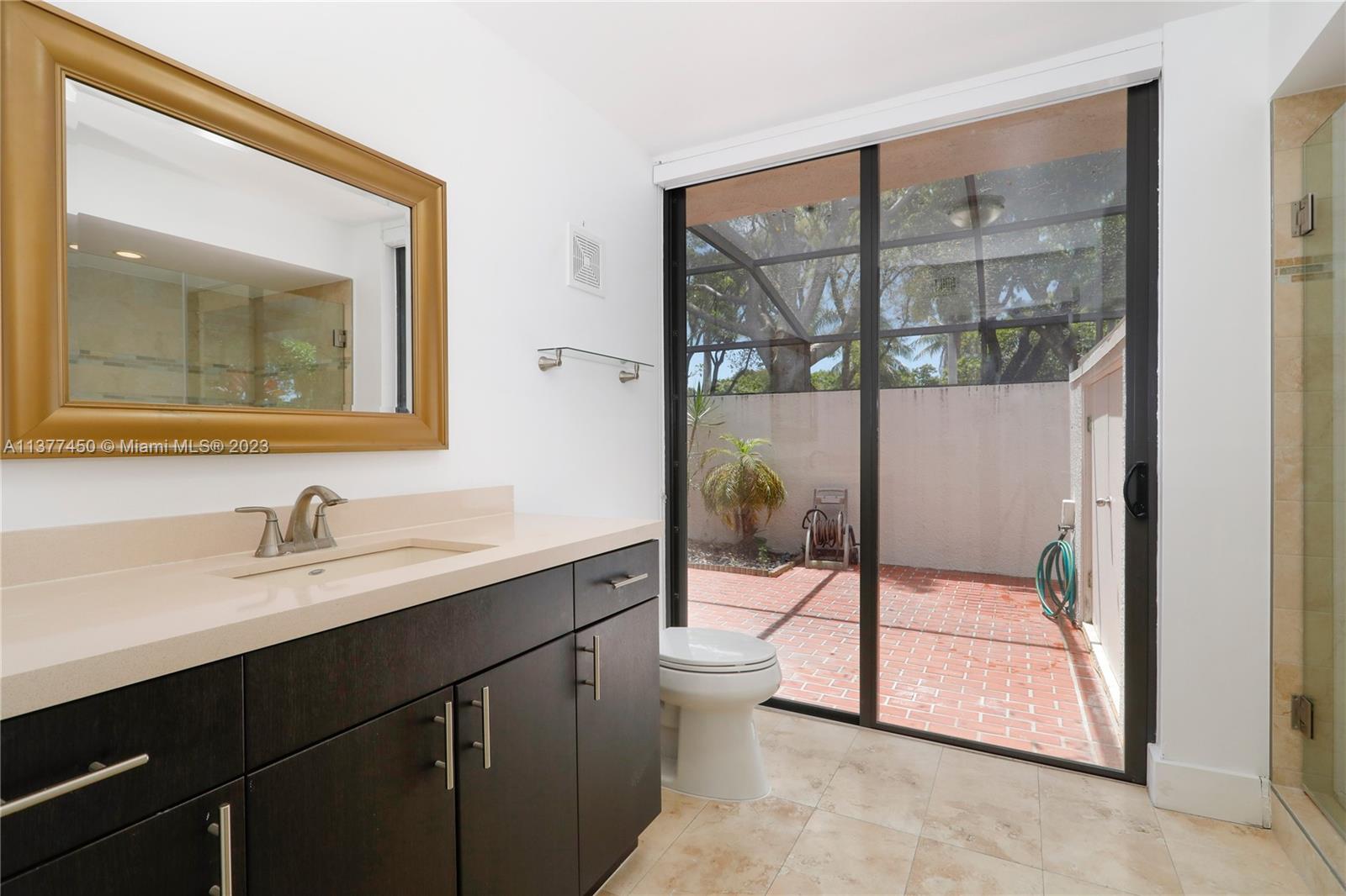 DADELAND WALK - Residential Lease