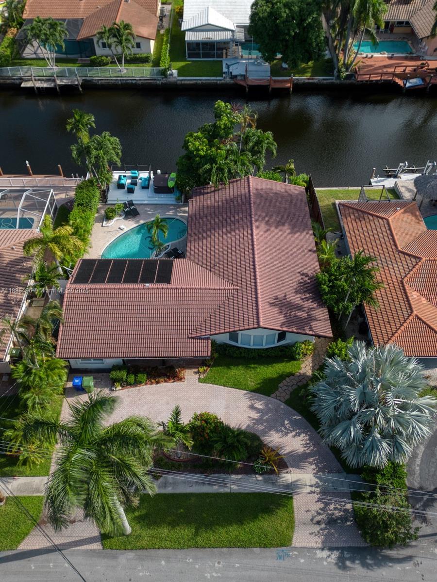 CORAL RIDGE ISLES - Residential