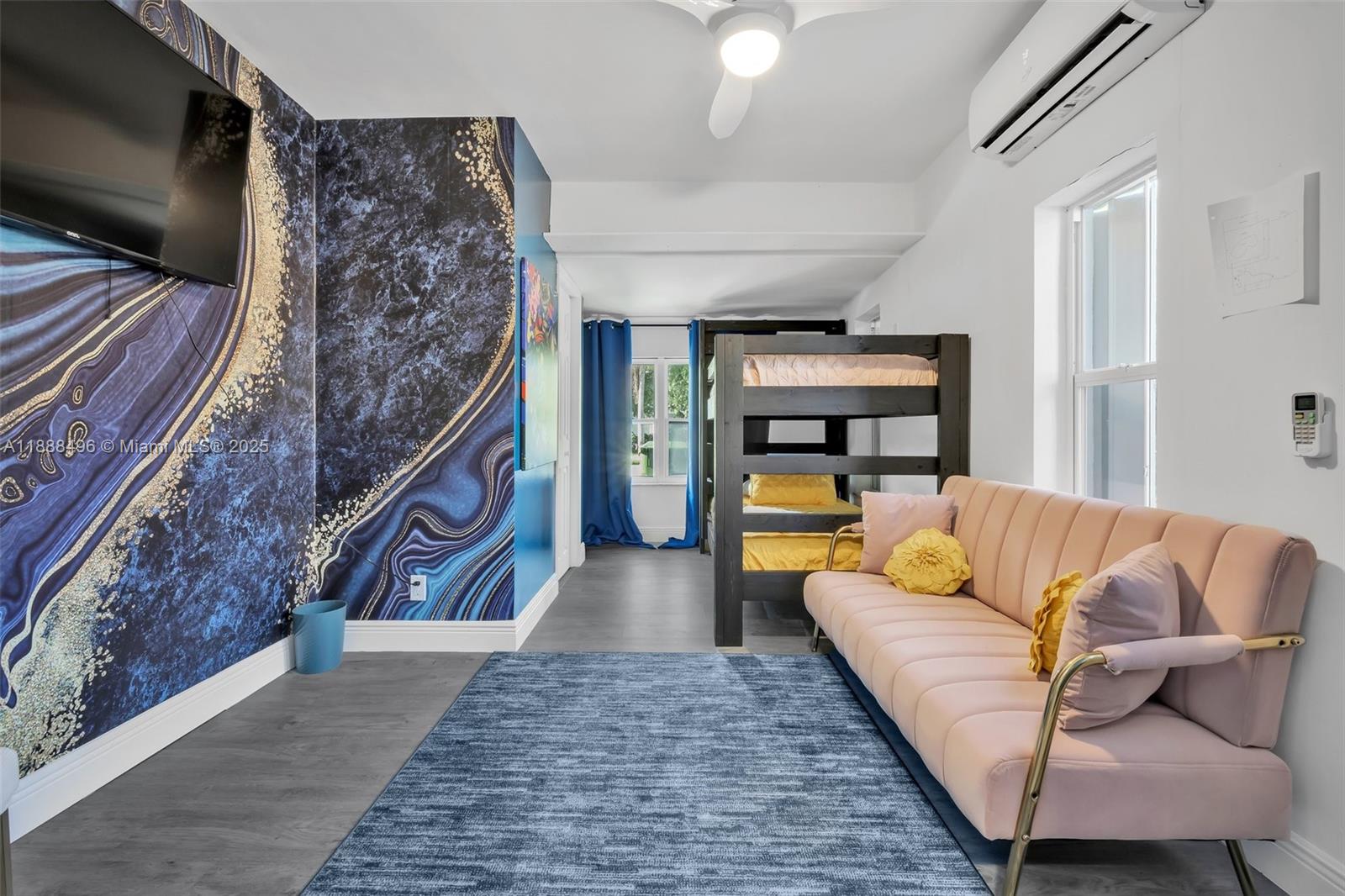 CORAL RIDGE ISLES - Residential