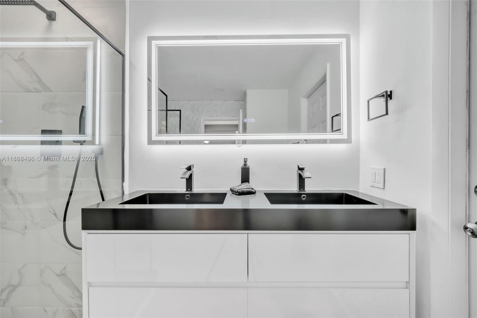 CORAL RIDGE ISLES - Residential
