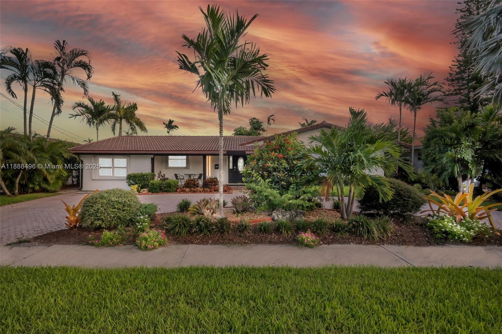 CORAL RIDGE ISLES - Residential