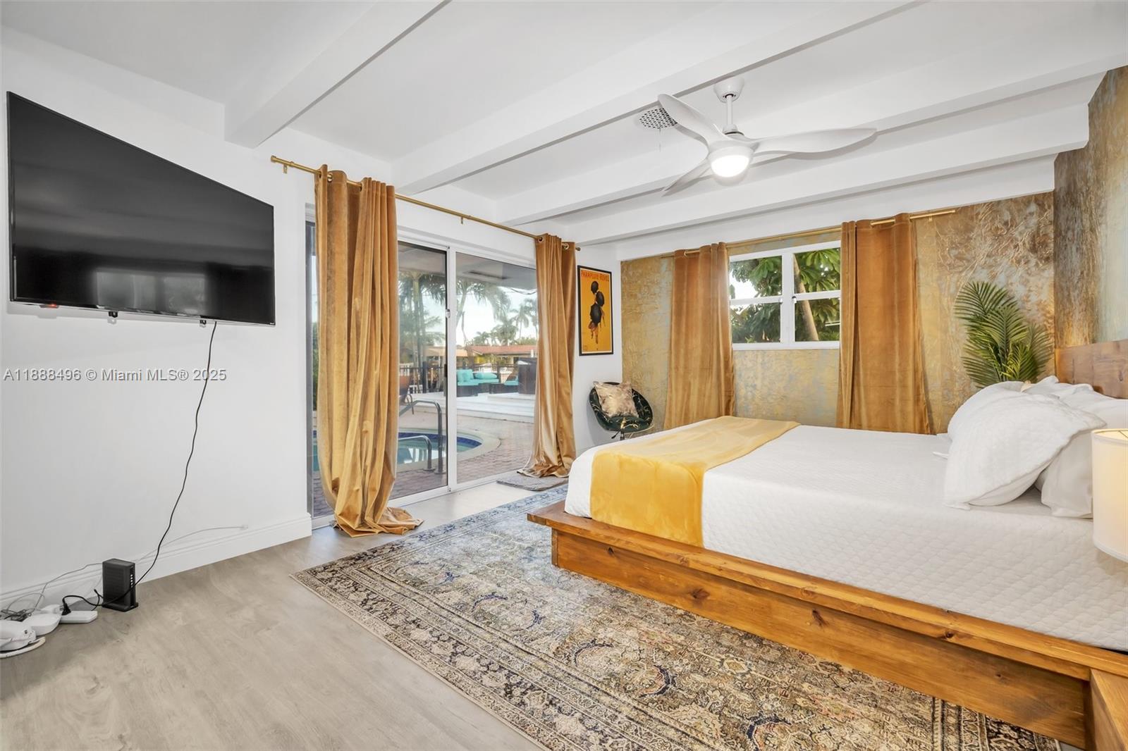 CORAL RIDGE ISLES - Residential