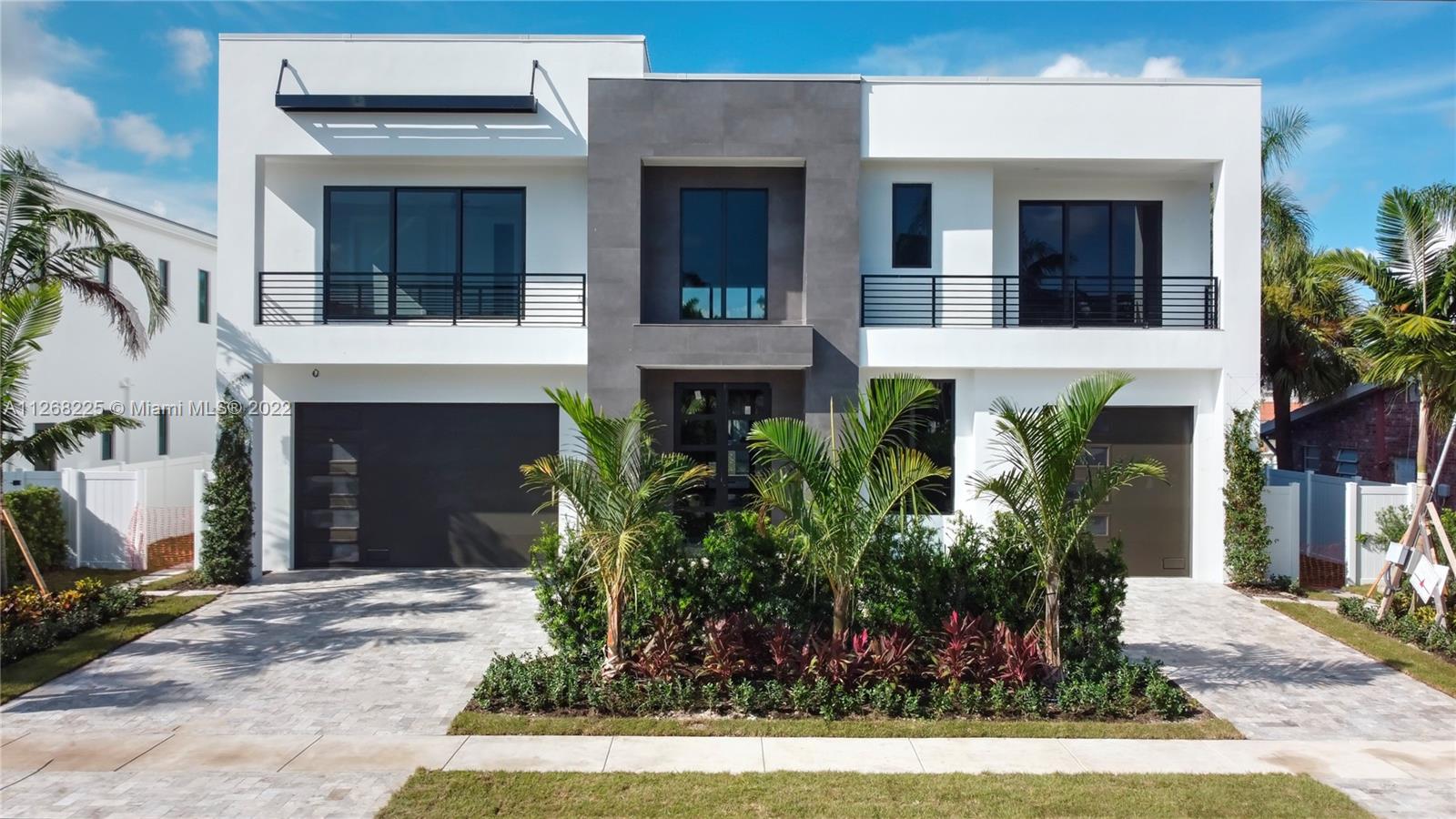 BOCA HARBOUR 4TH SEC - Residential