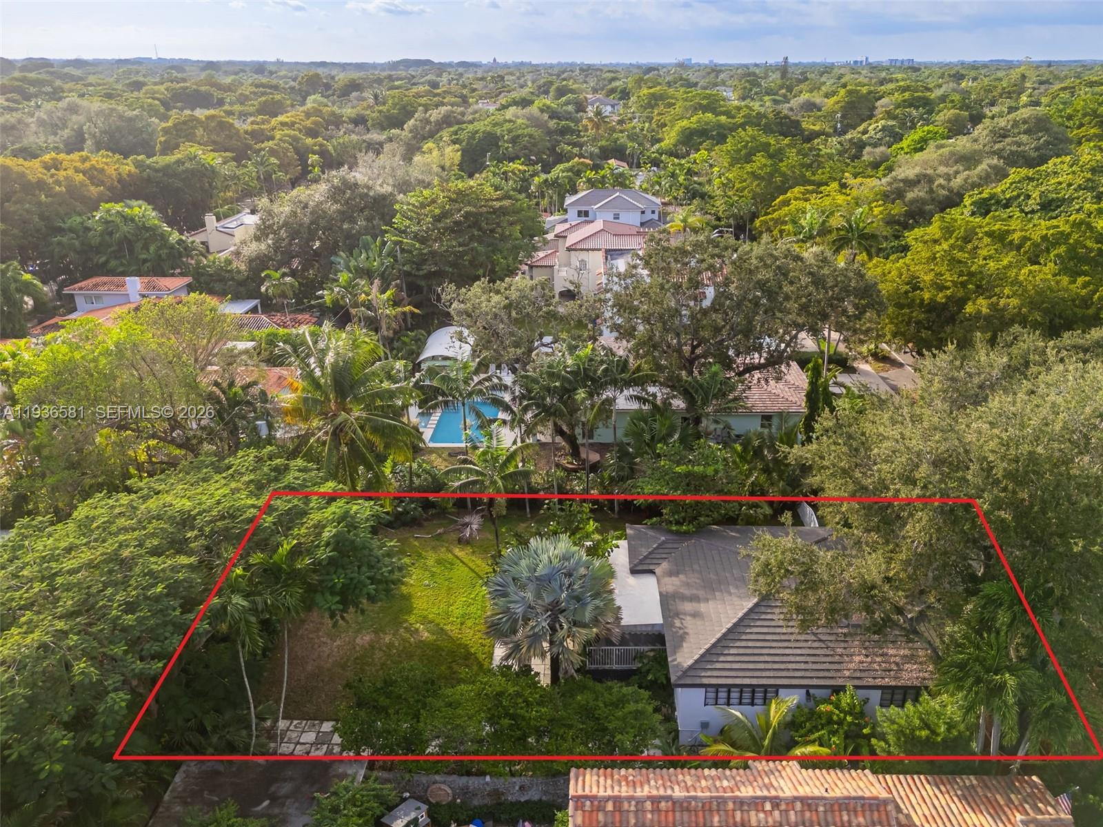 CORAL GROVES - Residential