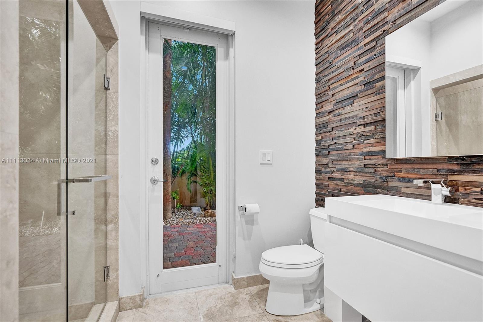 GOLDEN GATE ESTATES & MAR - Residential Lease