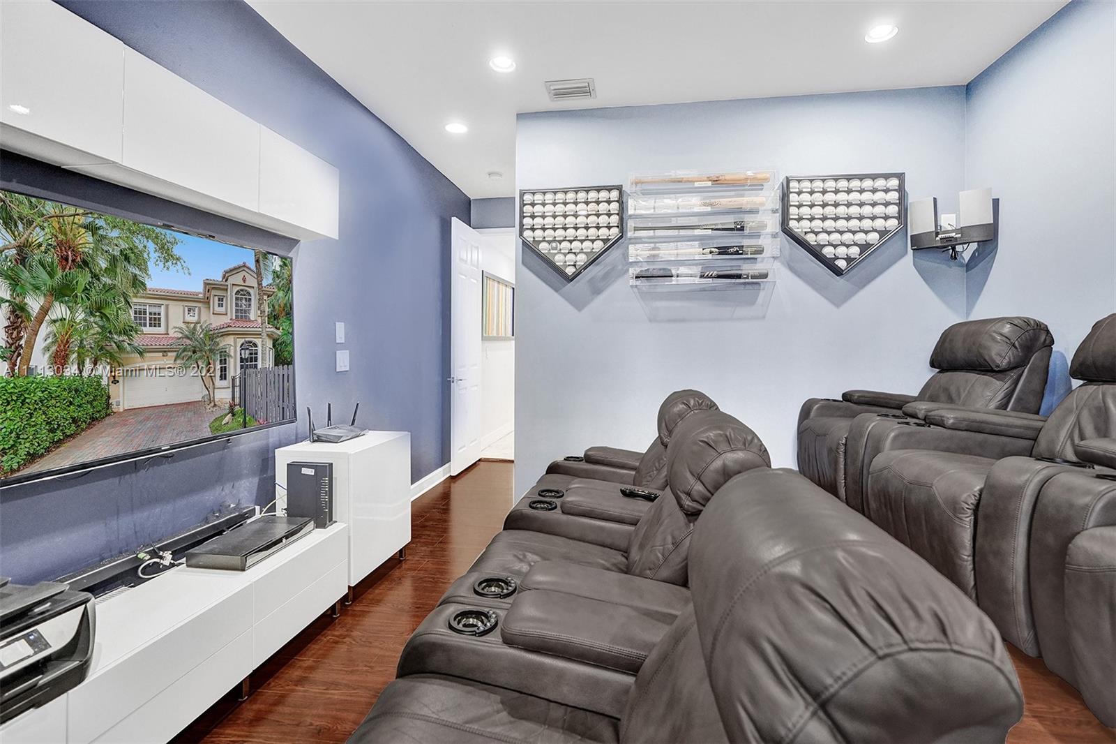 GOLDEN GATE ESTATES & MAR - Residential Lease