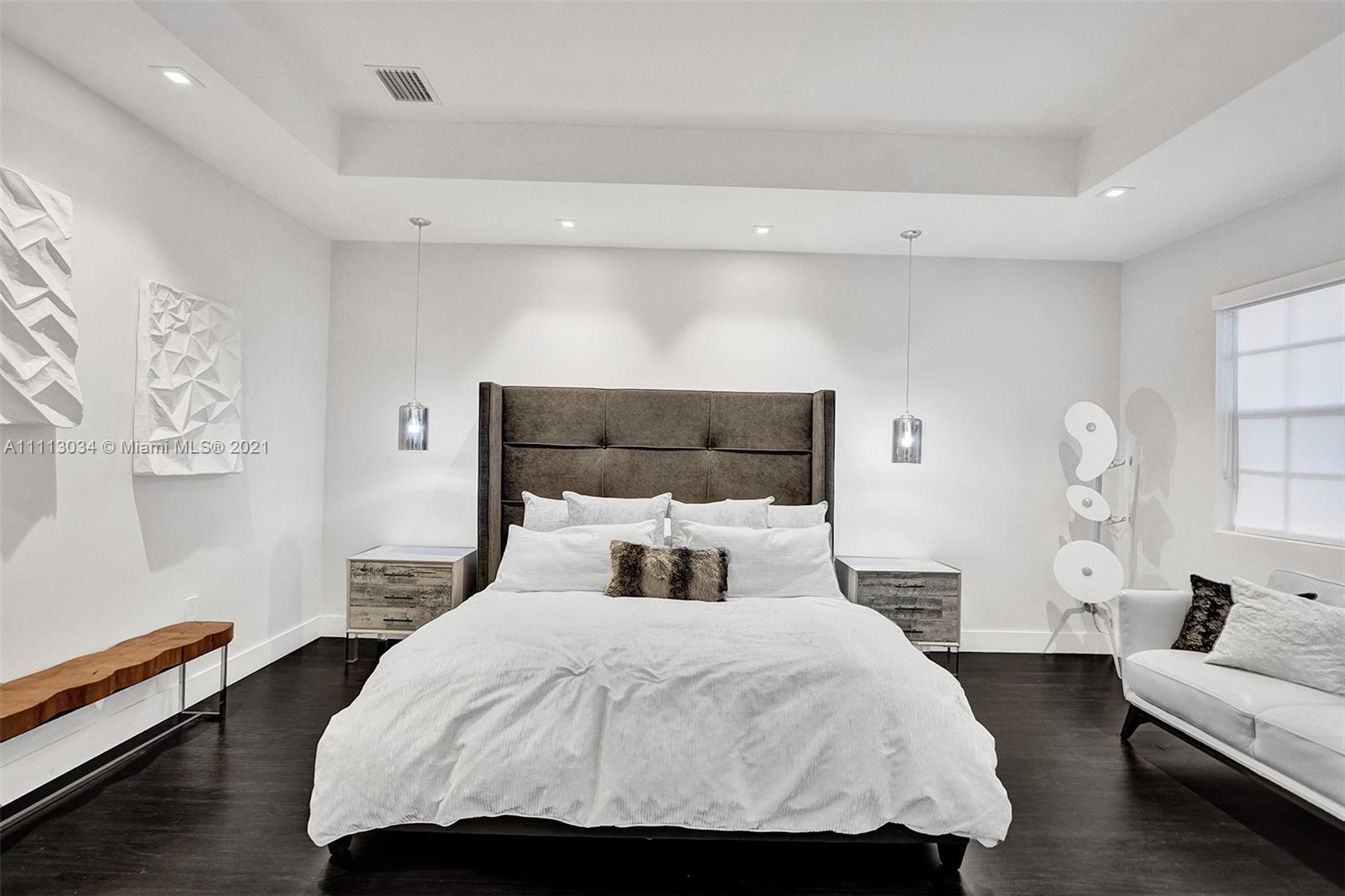 GOLDEN GATE ESTATES & MAR - Residential Lease