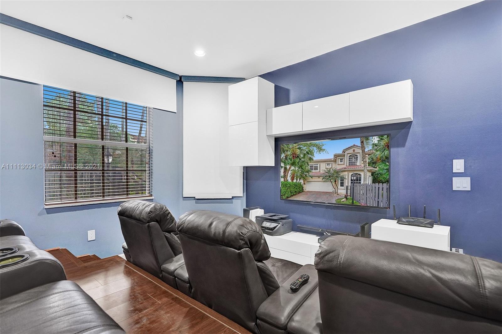 GOLDEN GATE ESTATES & MAR - Residential Lease