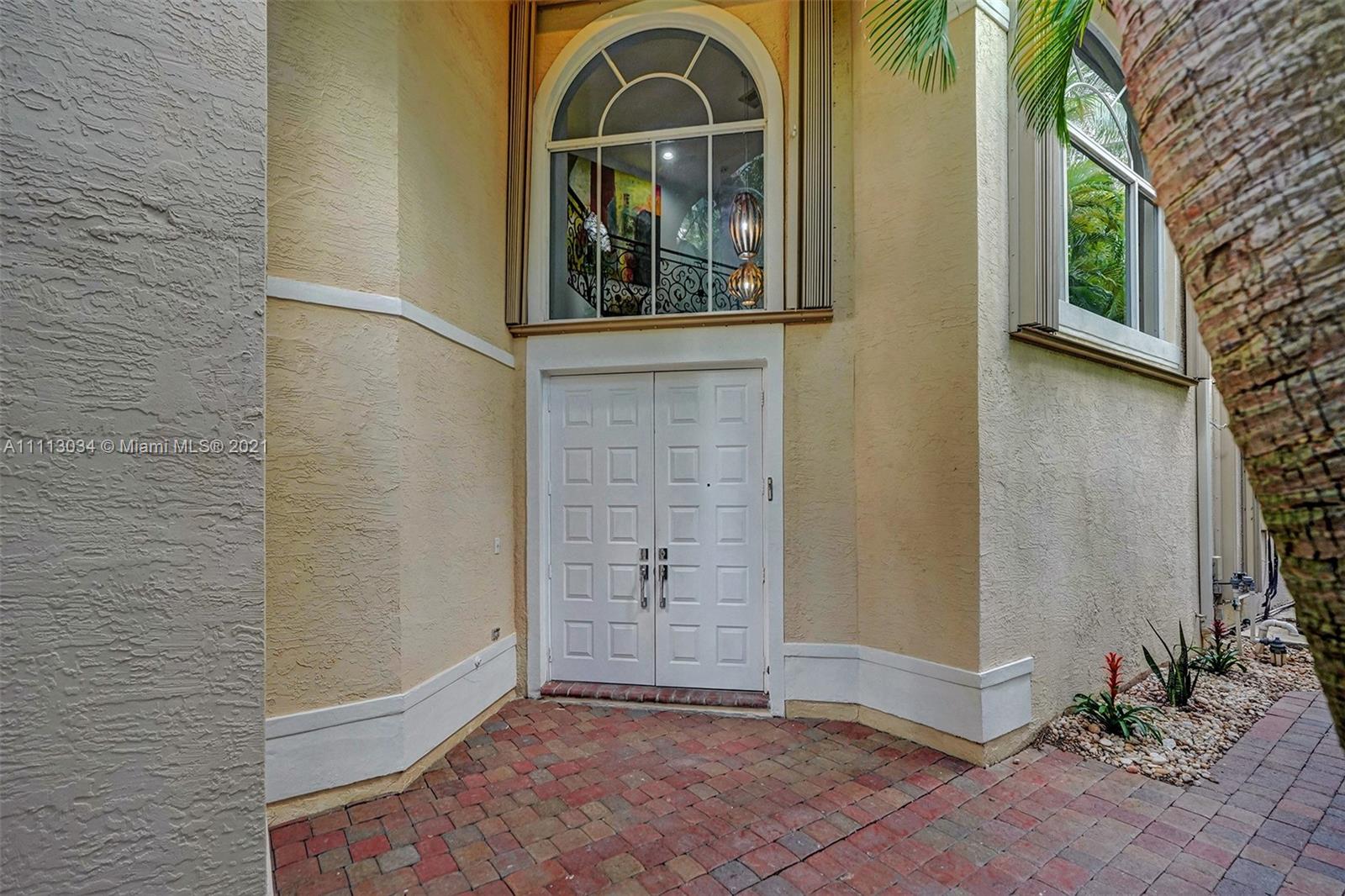 GOLDEN GATE ESTATES & MAR - Residential Lease