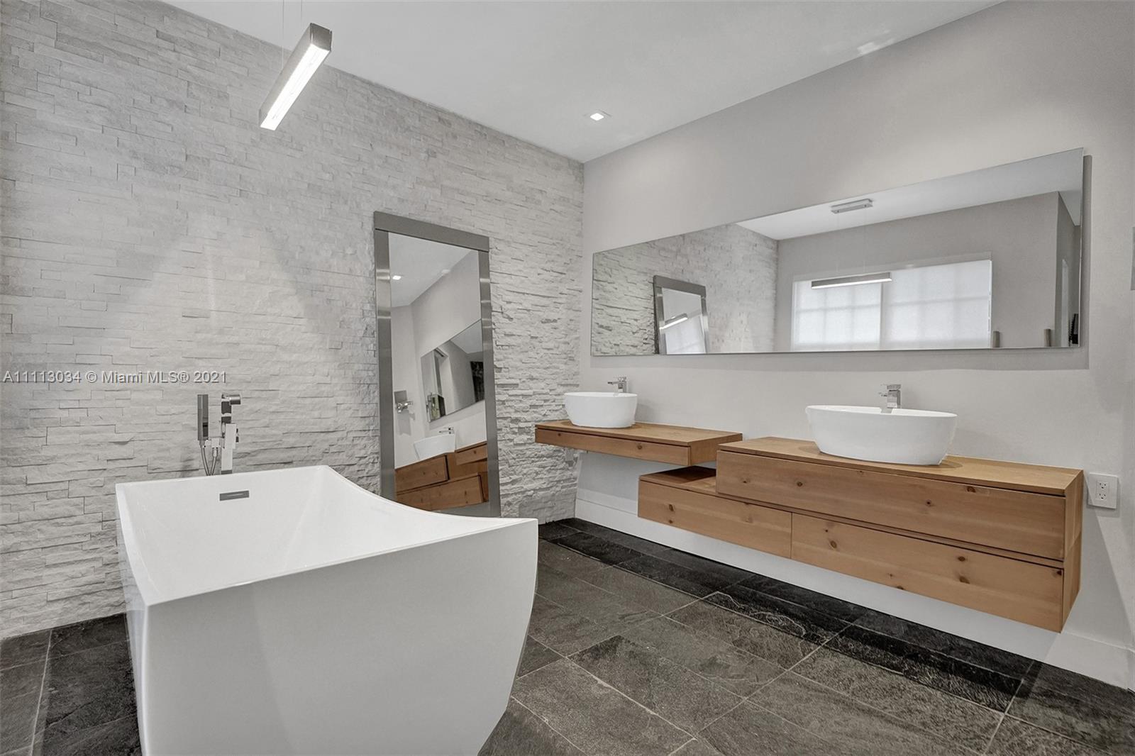 GOLDEN GATE ESTATES & MAR - Residential Lease