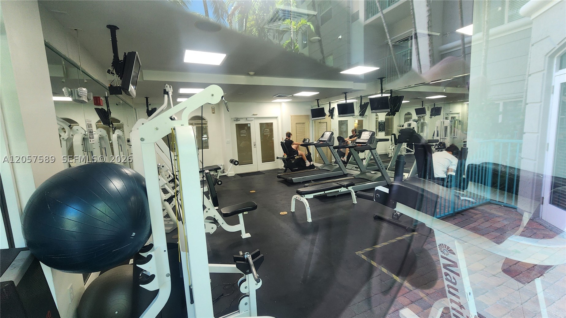 VALENCIA CONDO - Residential Lease