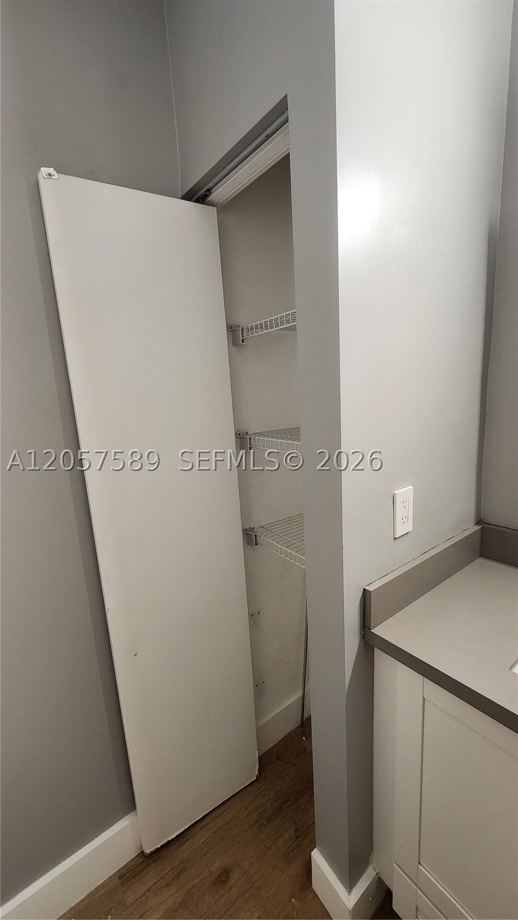 VALENCIA CONDO - Residential Lease