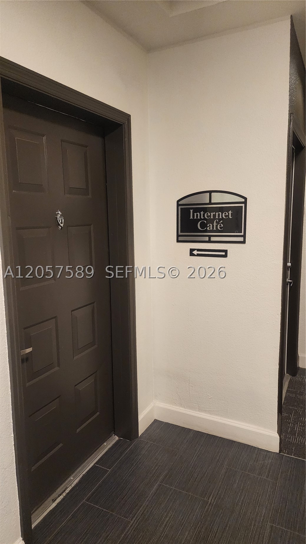 VALENCIA CONDO - Residential Lease