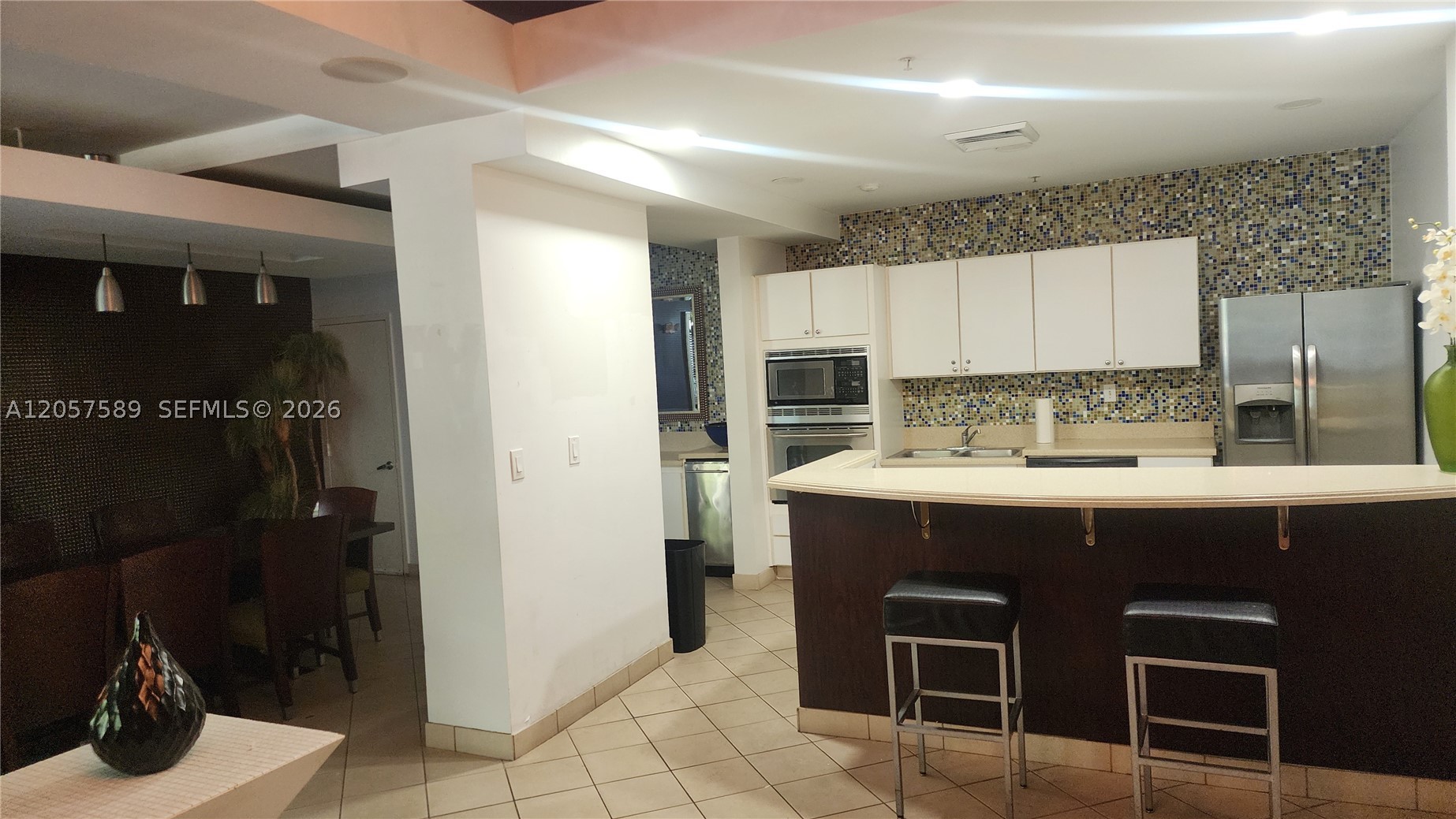 VALENCIA CONDO - Residential Lease