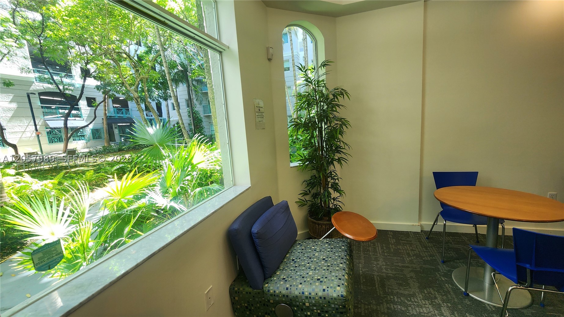 VALENCIA CONDO - Residential Lease