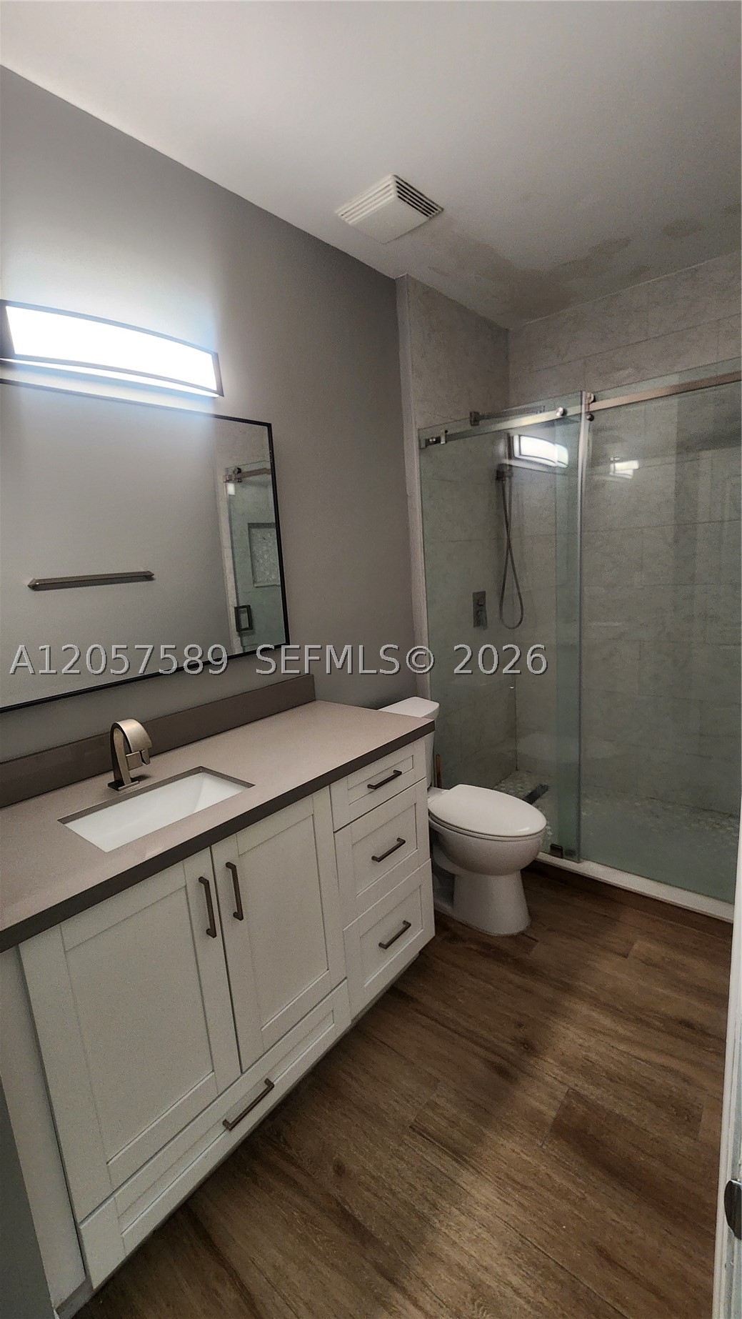VALENCIA CONDO - Residential Lease