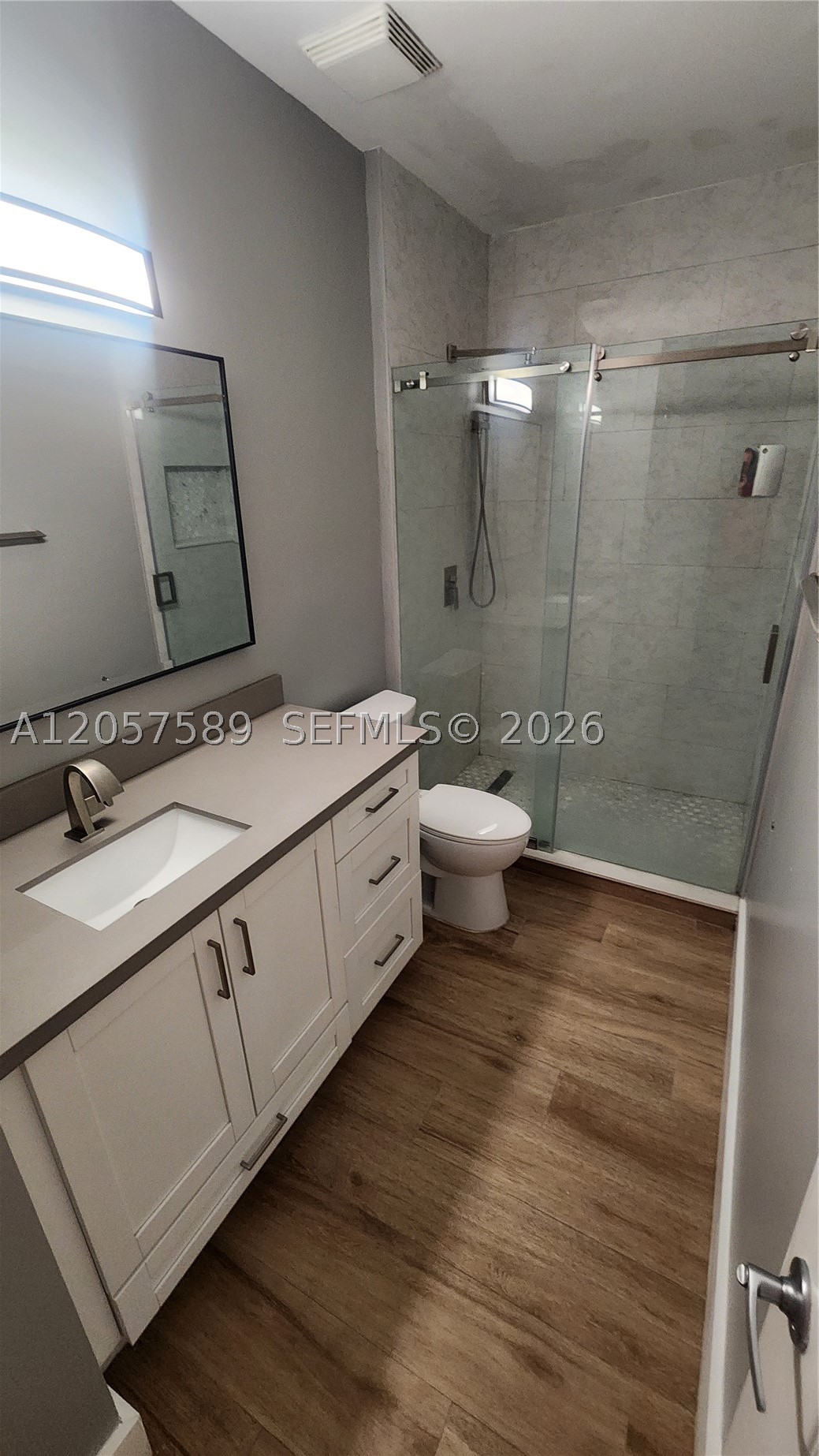 VALENCIA CONDO - Residential Lease