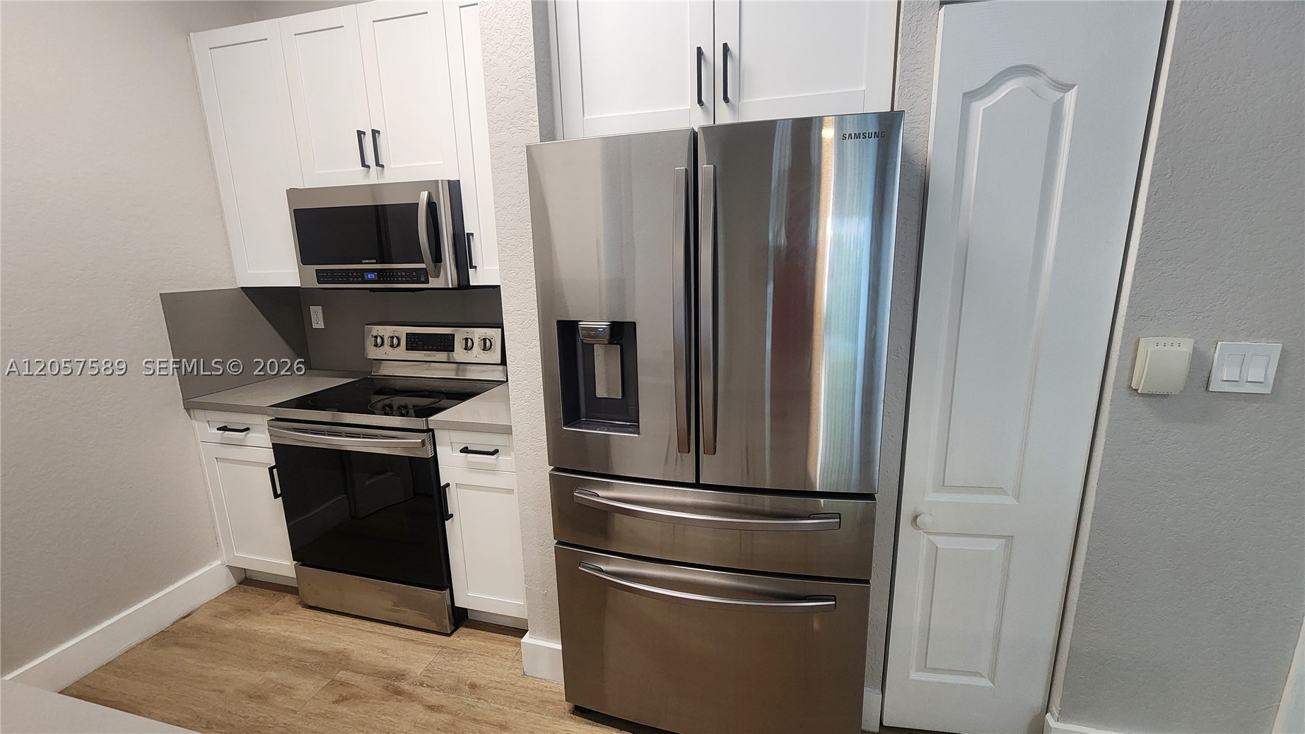 VALENCIA CONDO - Residential Lease