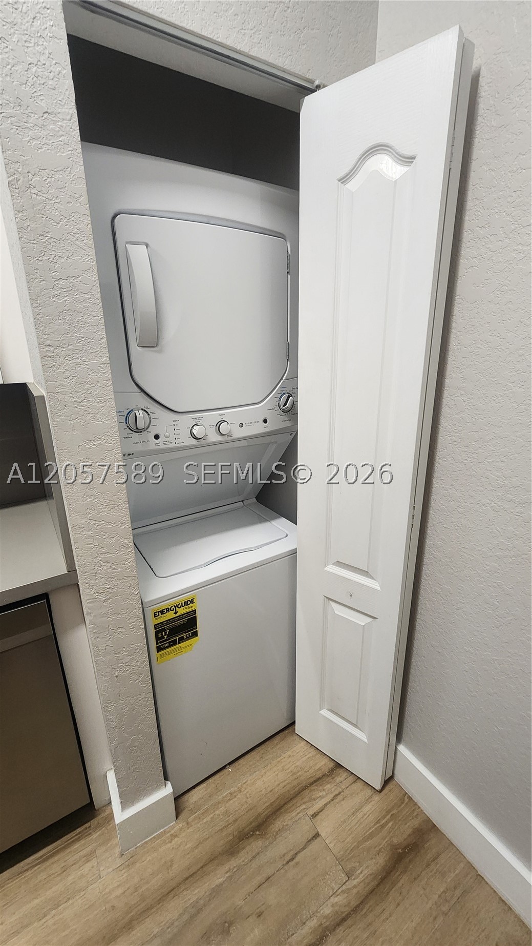VALENCIA CONDO - Residential Lease