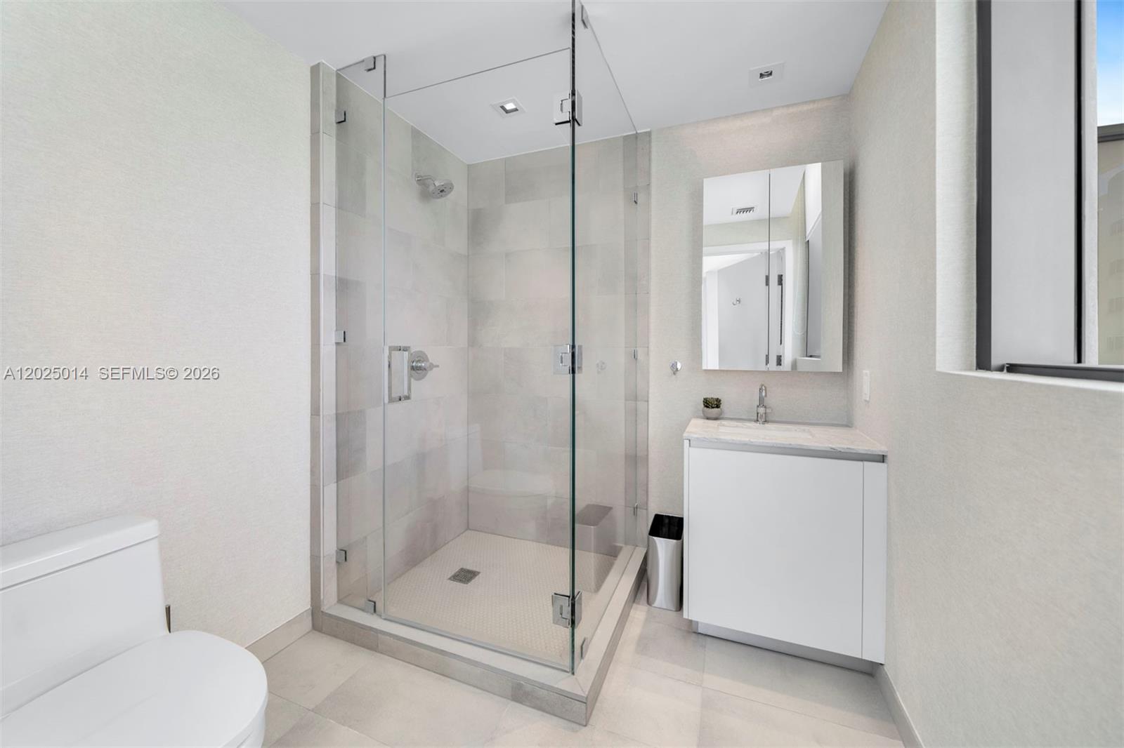 THE ELYSEE CONDO - Residential Lease
