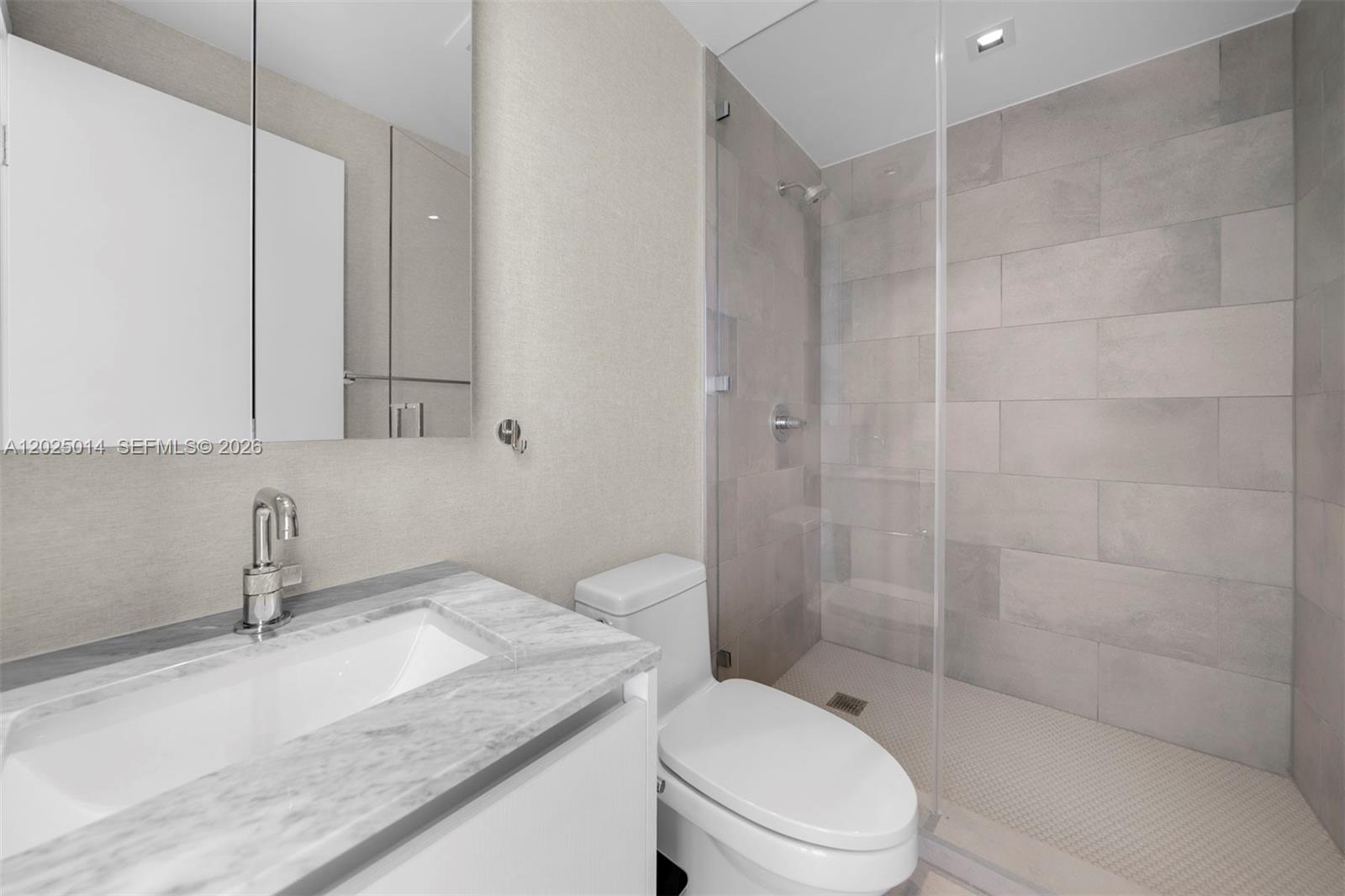THE ELYSEE CONDO - Residential Lease