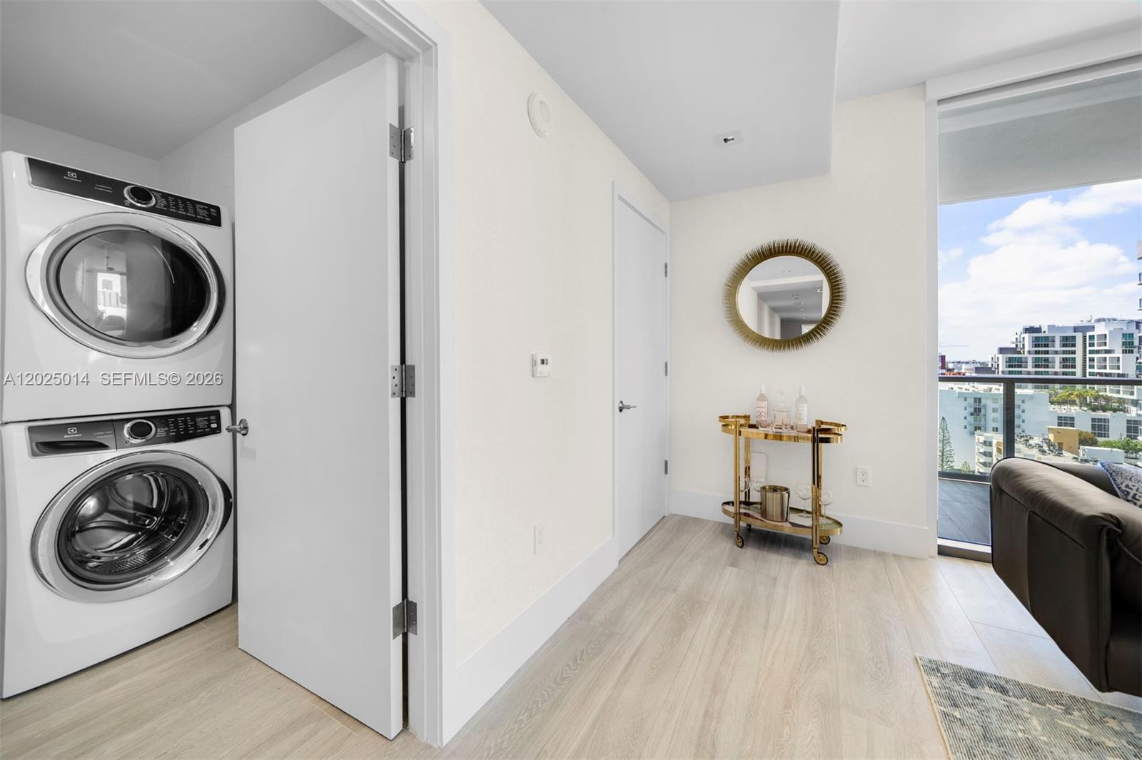 THE ELYSEE CONDO - Residential Lease