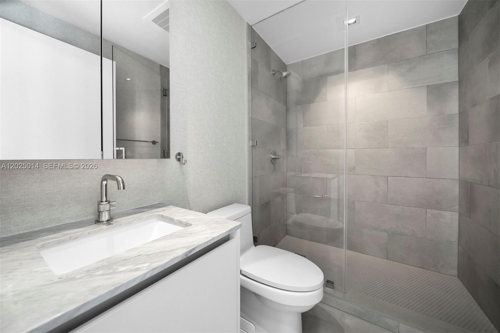 THE ELYSEE CONDO - Residential Lease