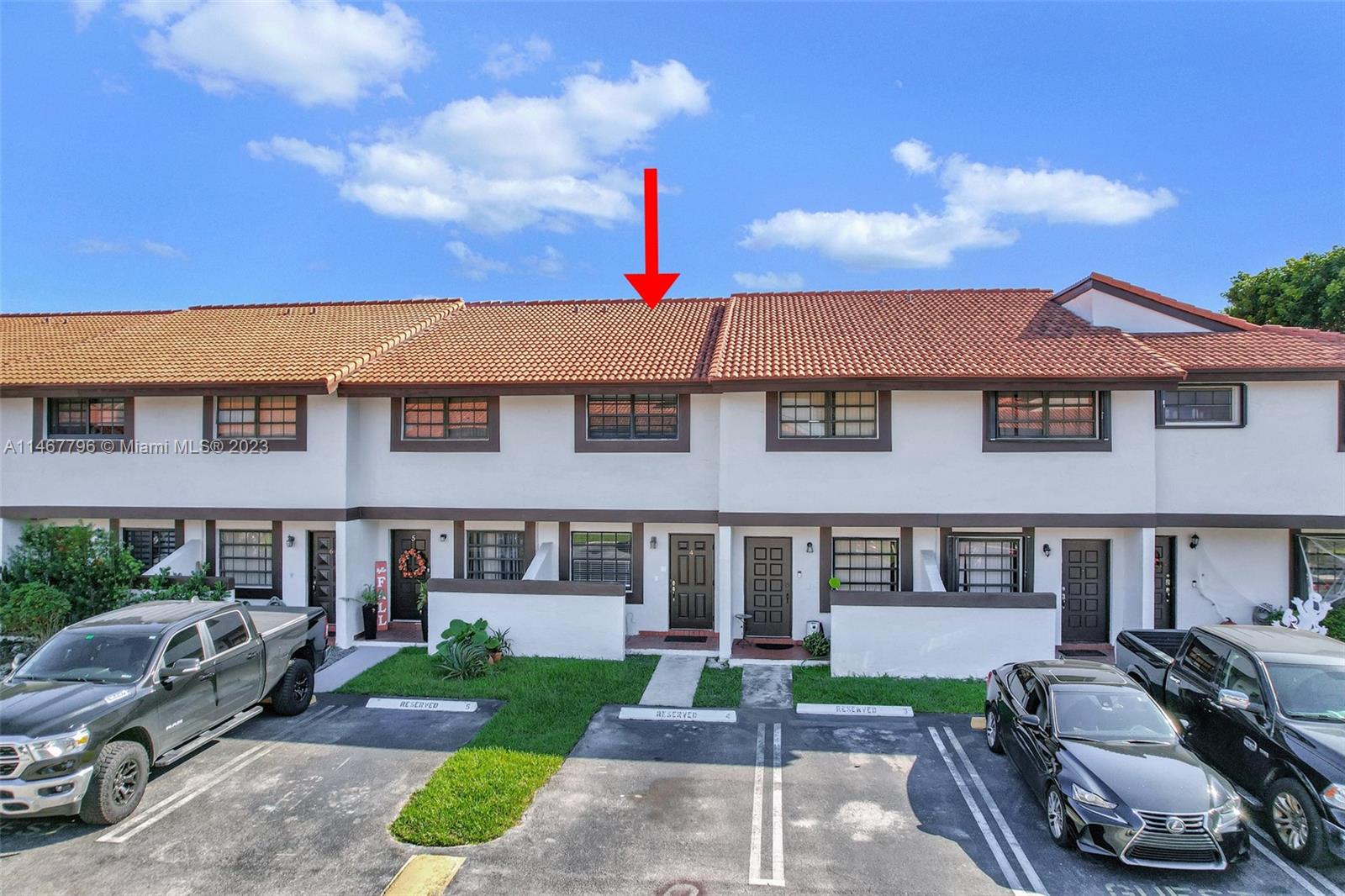 MILLER DREAM TOWNHOMES CO - Residential Lease