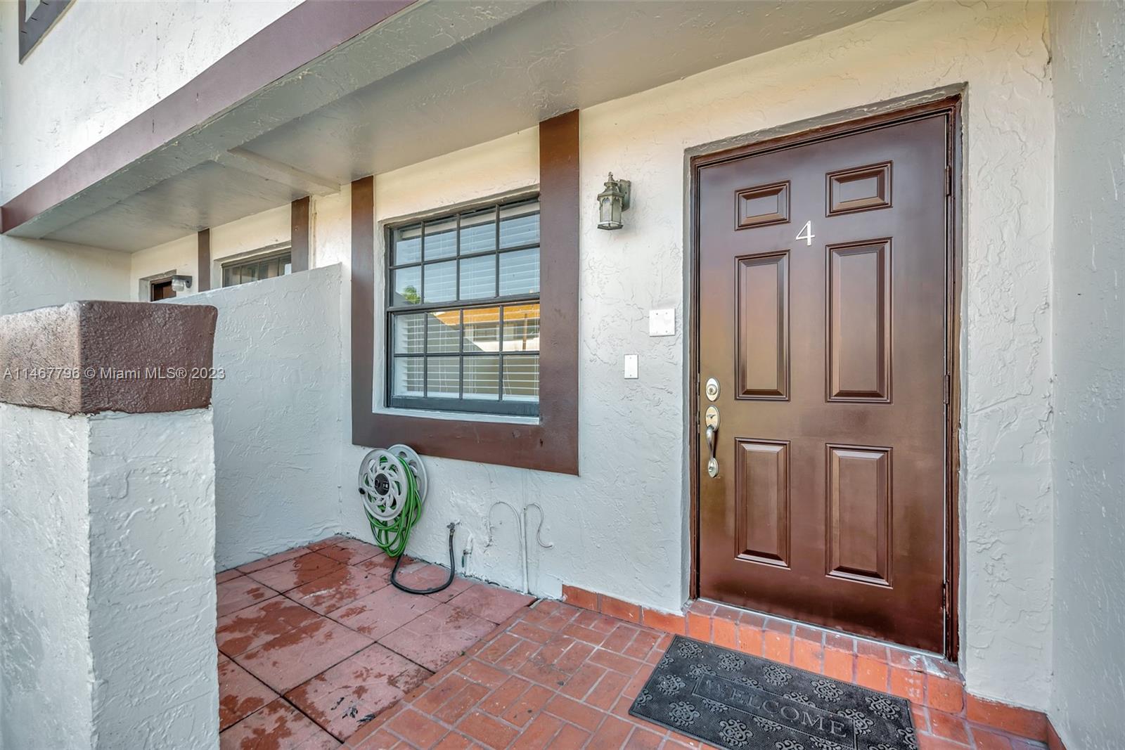 MILLER DREAM TOWNHOMES CO - Residential Lease