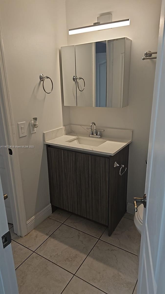 MILLER DREAM TOWNHOMES CO - Residential Lease