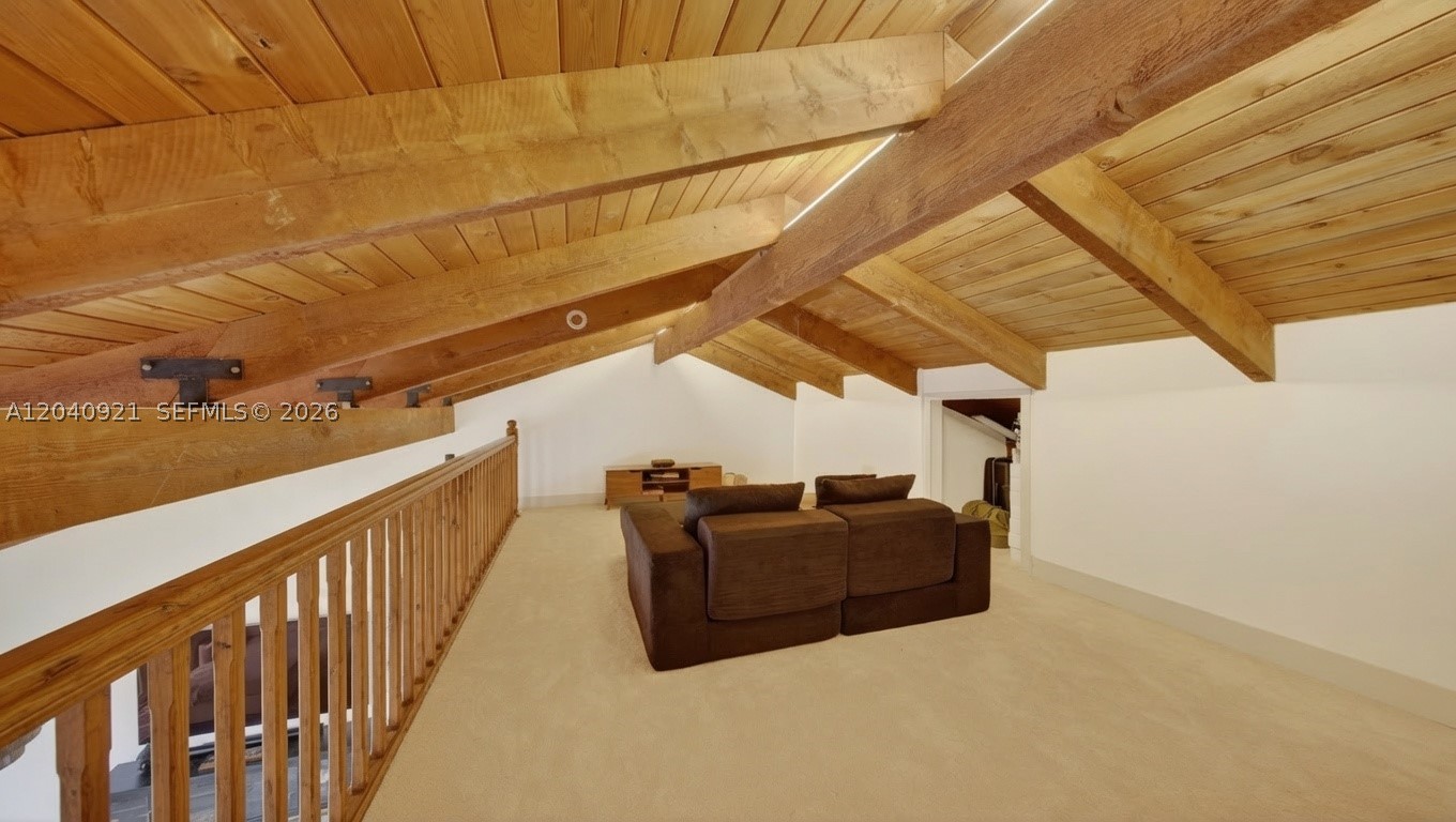 ARROWHEAD GOLF AND TENNIS - Residential