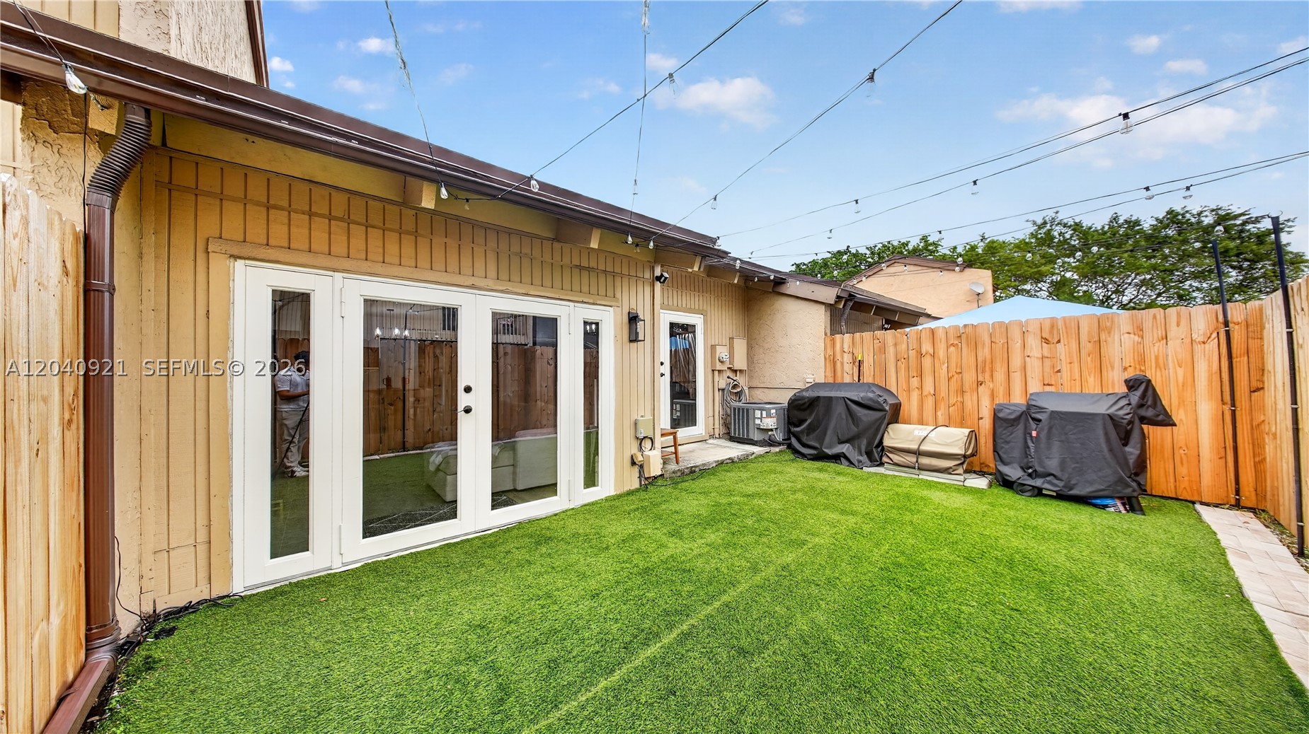 ARROWHEAD GOLF AND TENNIS - Residential