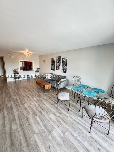 FIRST GULFSTREAM GARDEN - Residential