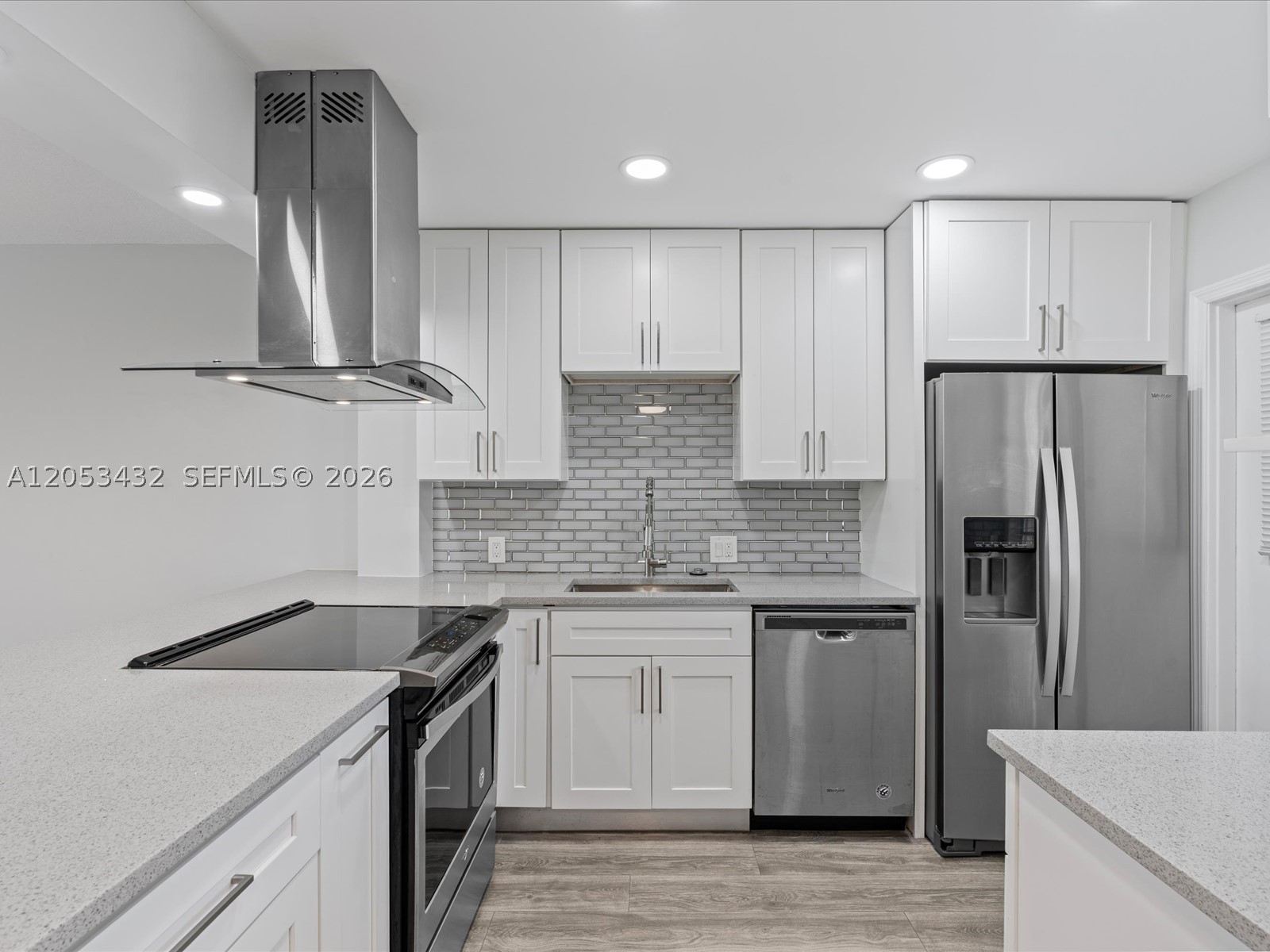 NO 10 PALM-AIRE COUNTRY C - Residential