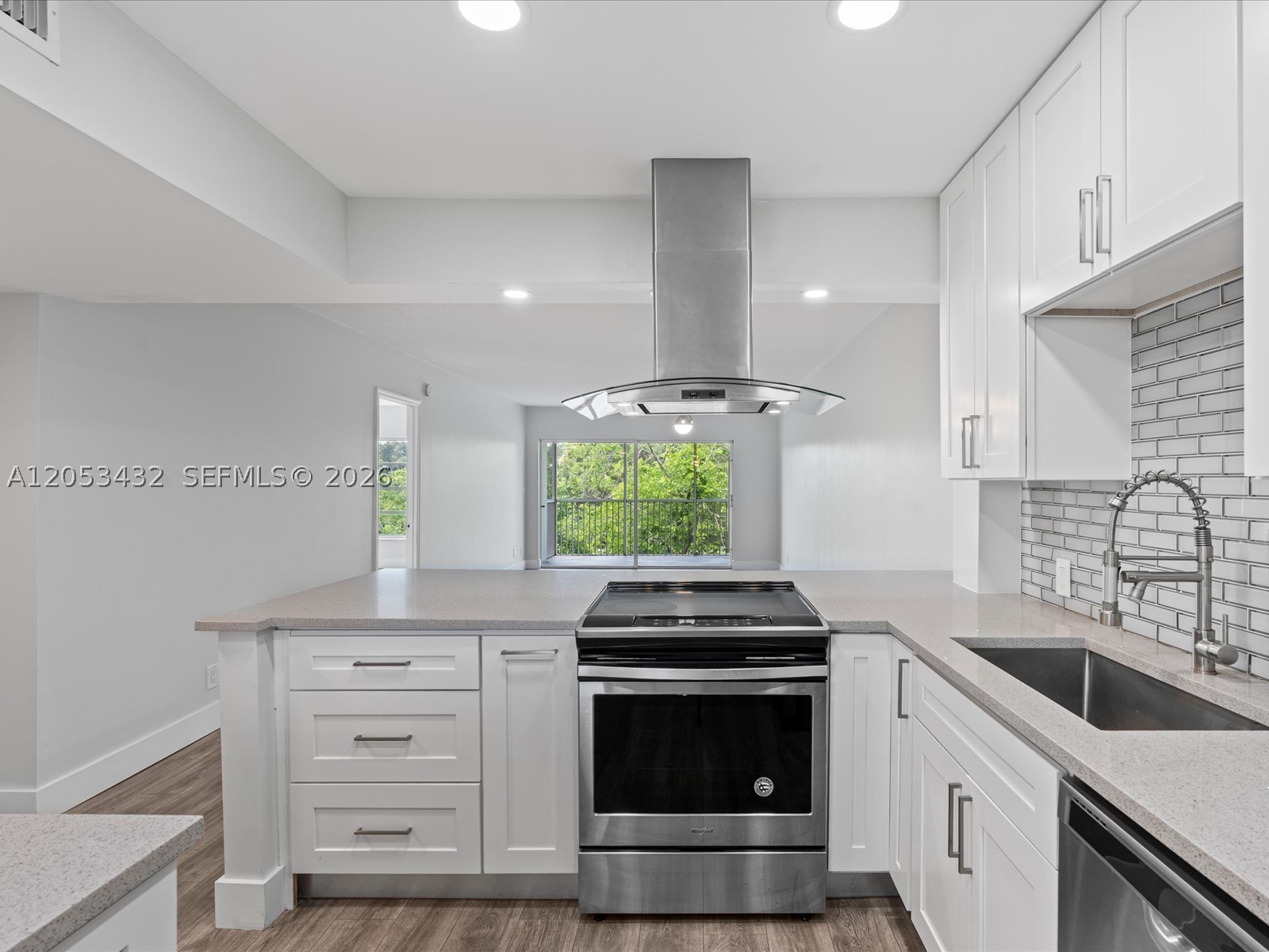 NO 10 PALM-AIRE COUNTRY C - Residential