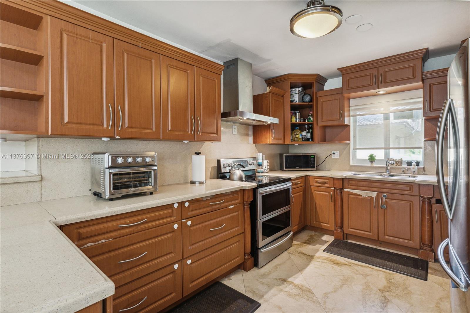 COLLEGE HEIGHTS - Residential