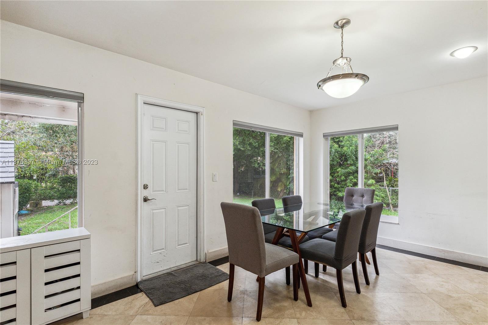 COLLEGE HEIGHTS - Residential