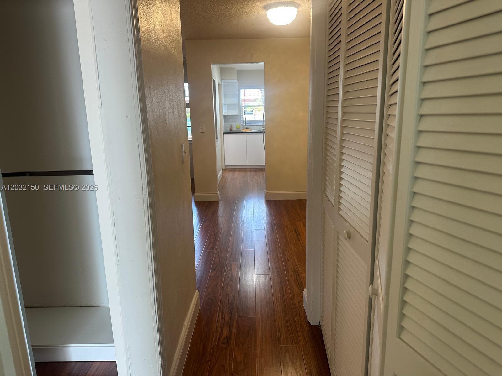 ELDORADO COUNTRY CLUB APT - Residential