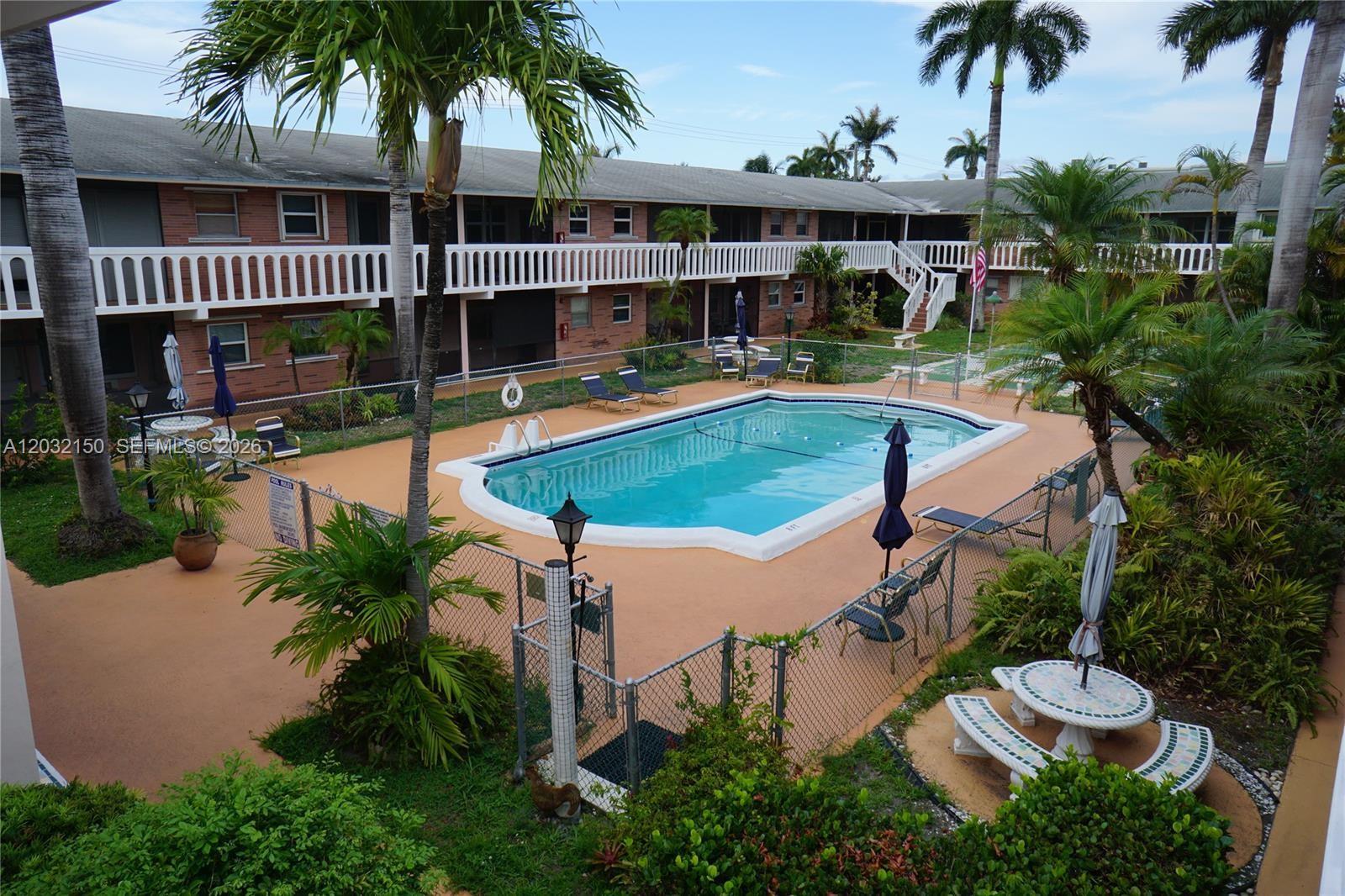 ELDORADO COUNTRY CLUB APT - Residential