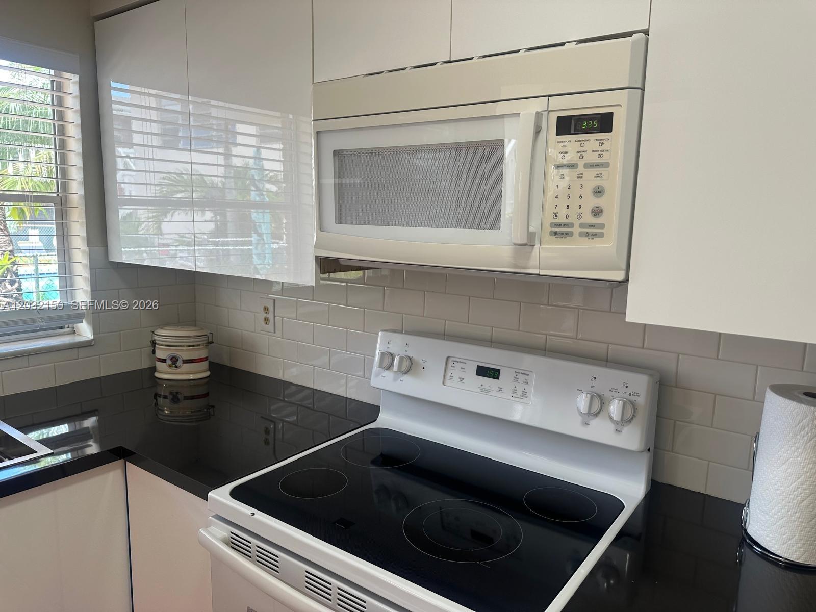 ELDORADO COUNTRY CLUB APT - Residential