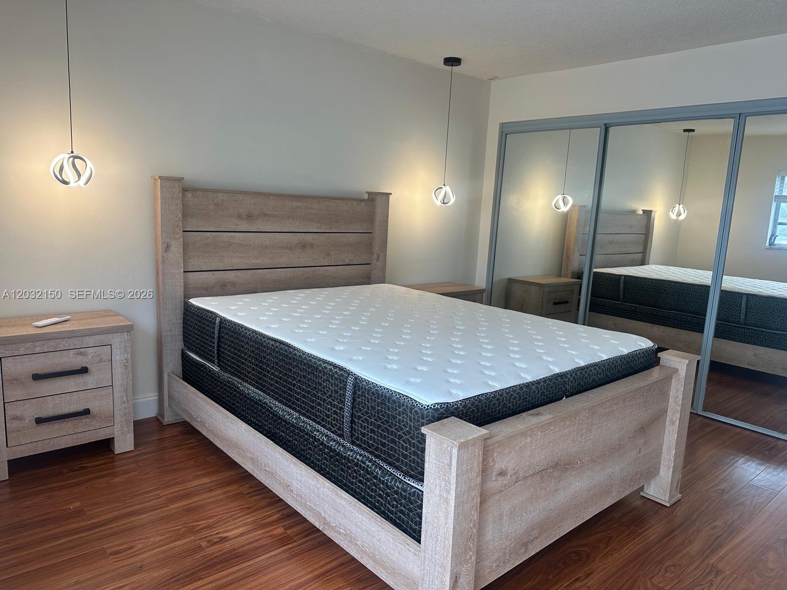 ELDORADO COUNTRY CLUB APT - Residential