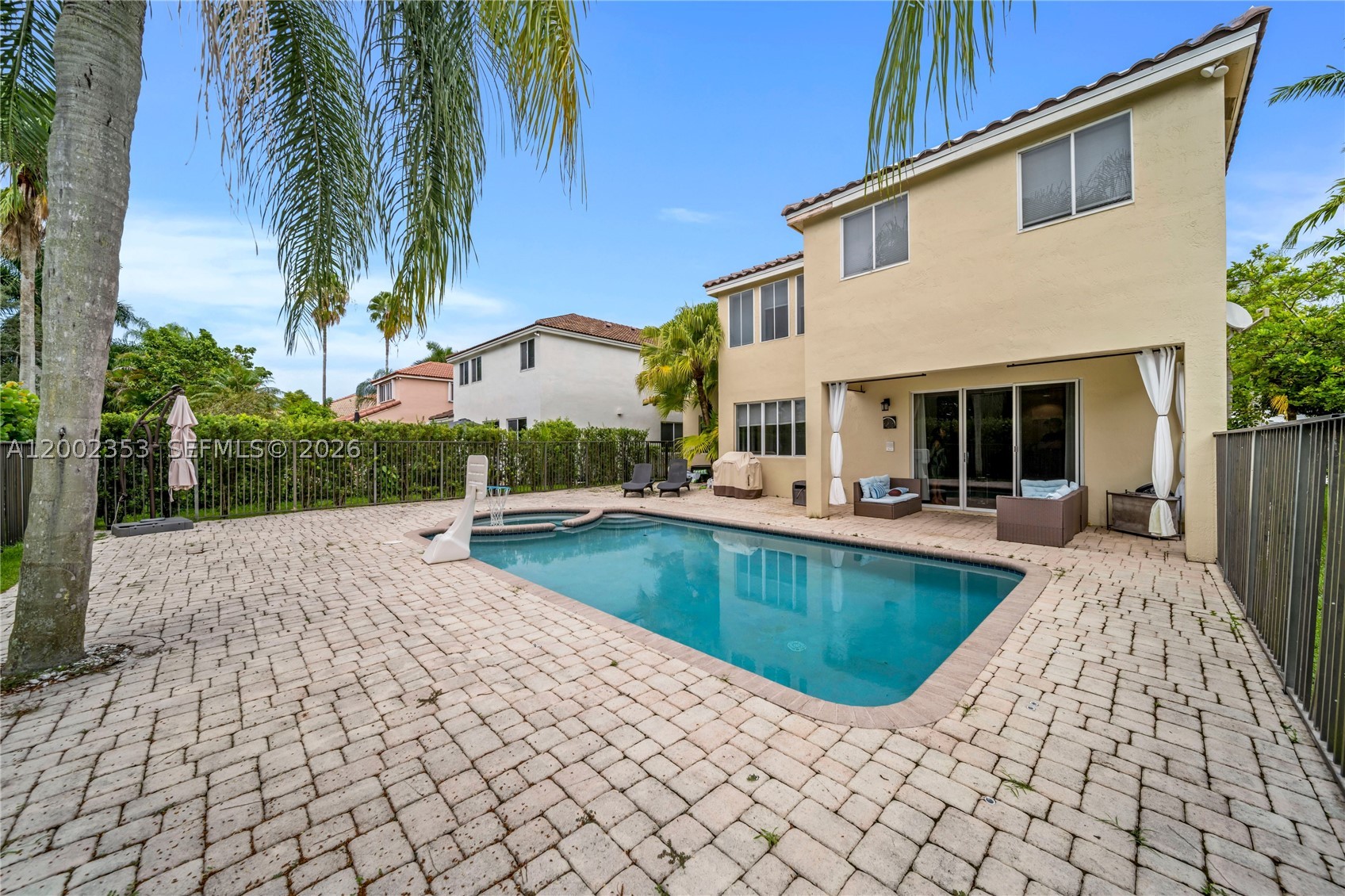 The Islands - Residential