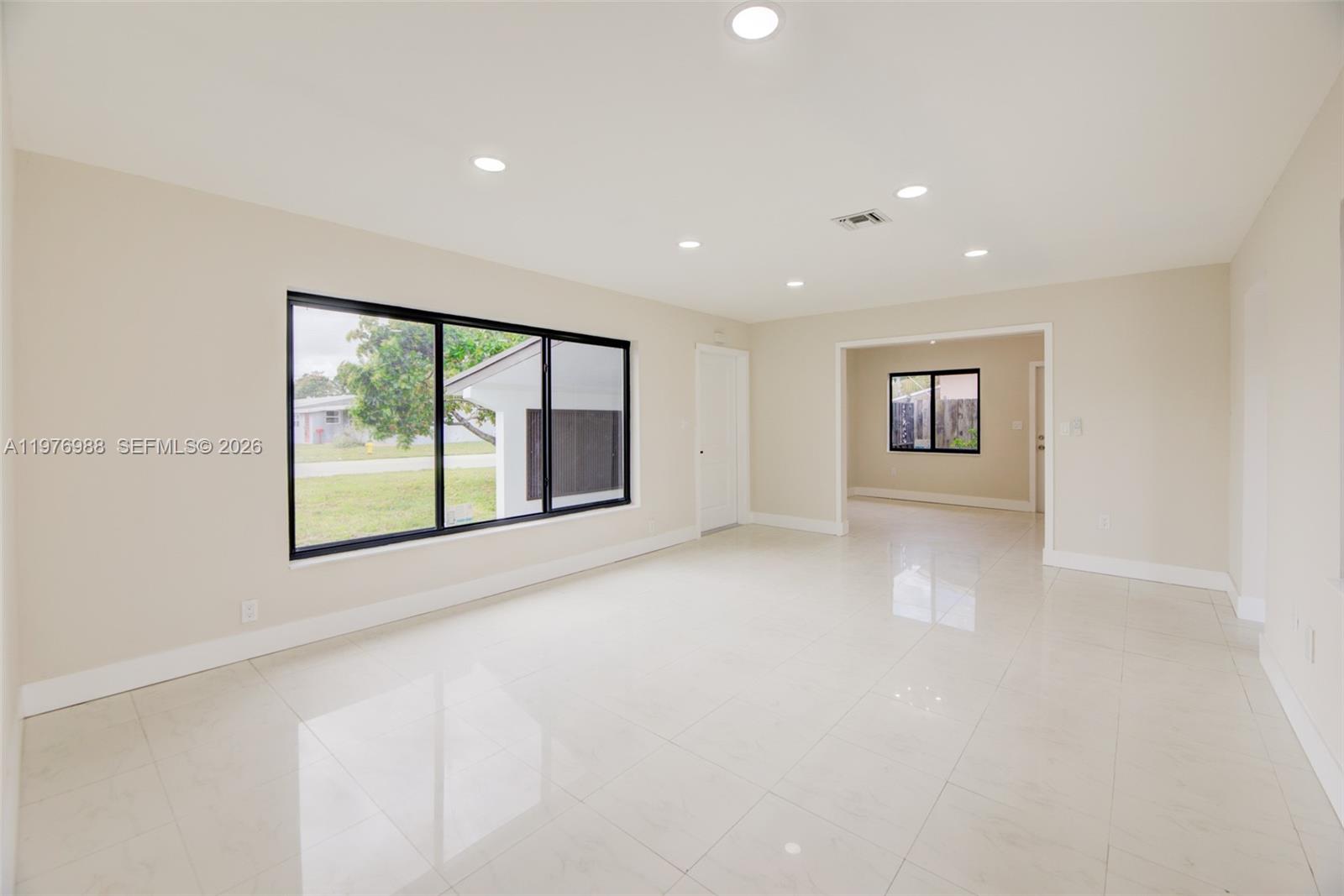 MIRAMAR SEC 13 - Residential