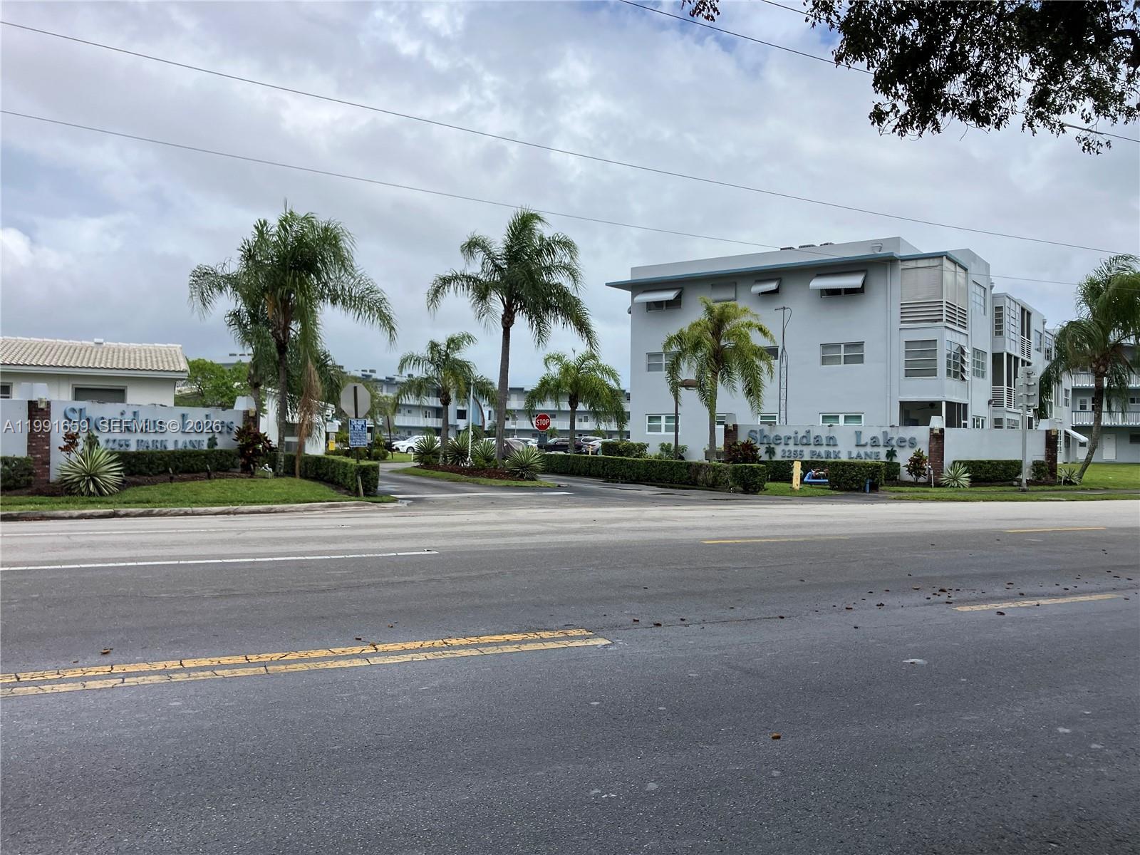 SHERIDAN LAKES CONDO APTS - Residential